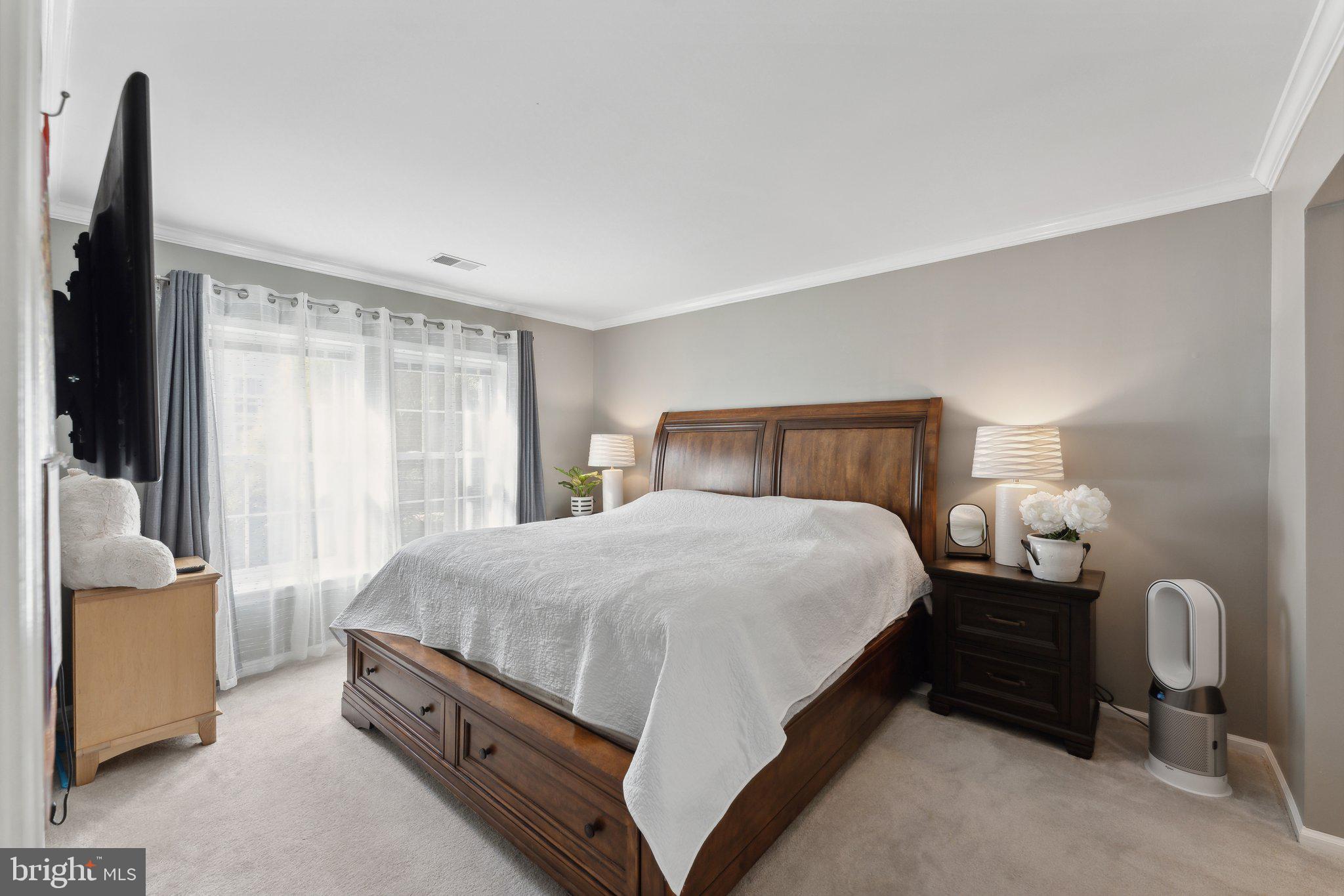 GRAYS POINTE - Residential