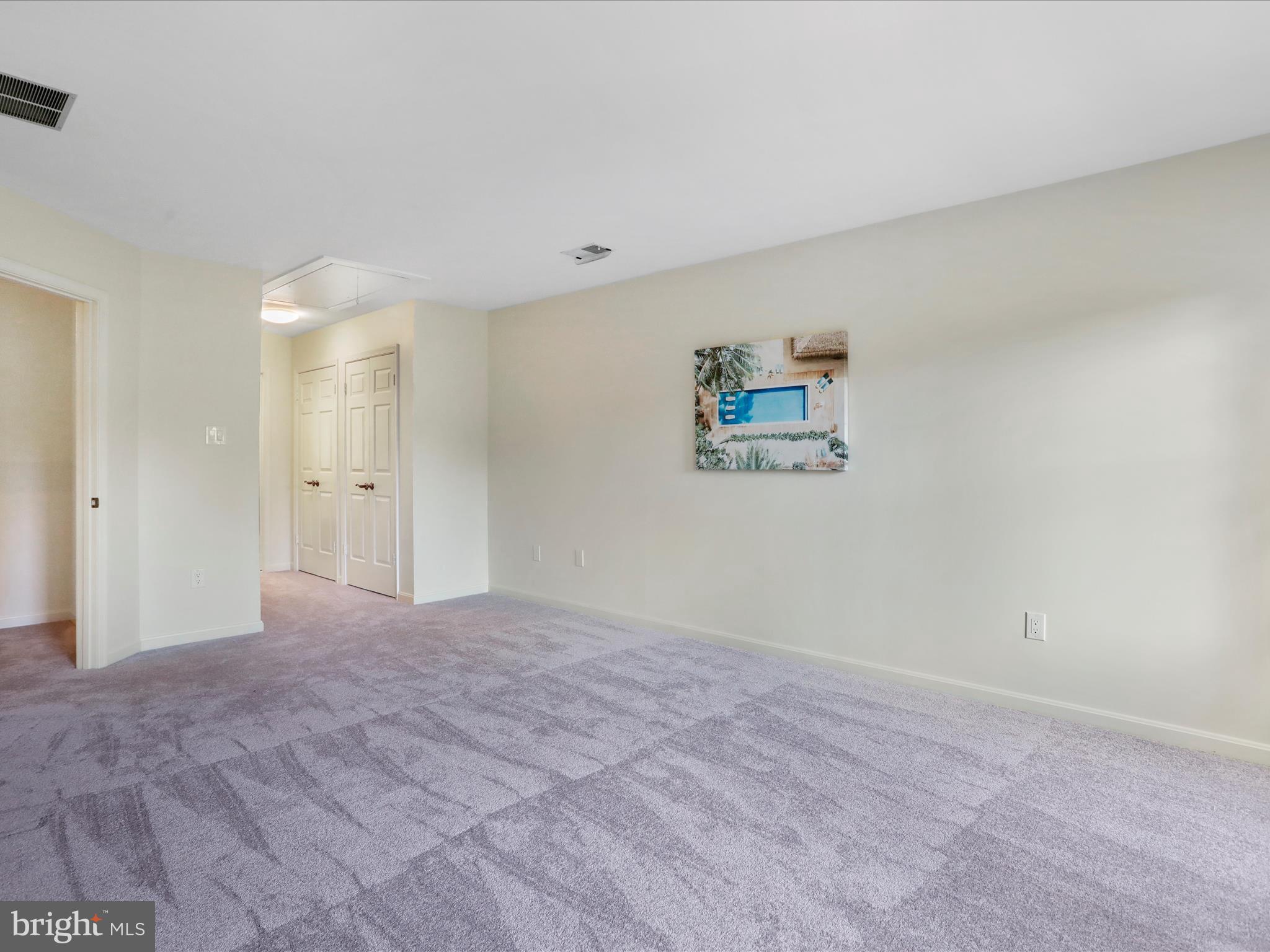 DOUGLAS WOODS - Residential