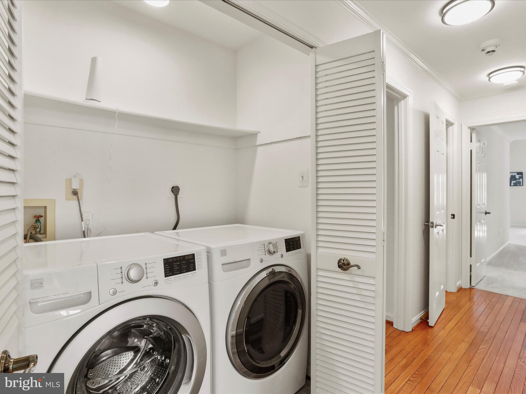 DOUGLAS WOODS - Residential