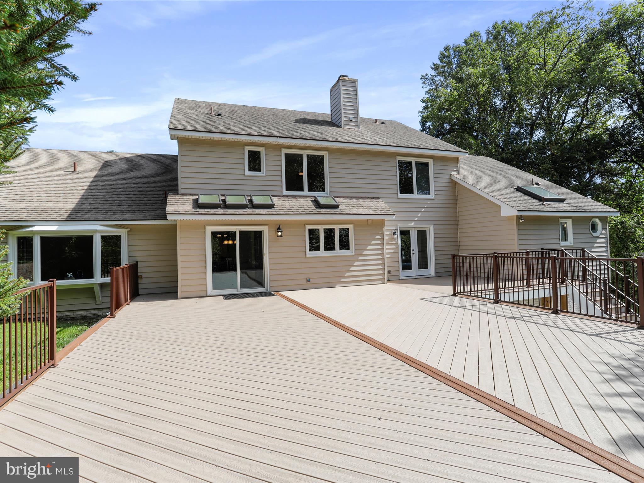 DOUGLAS WOODS - Residential