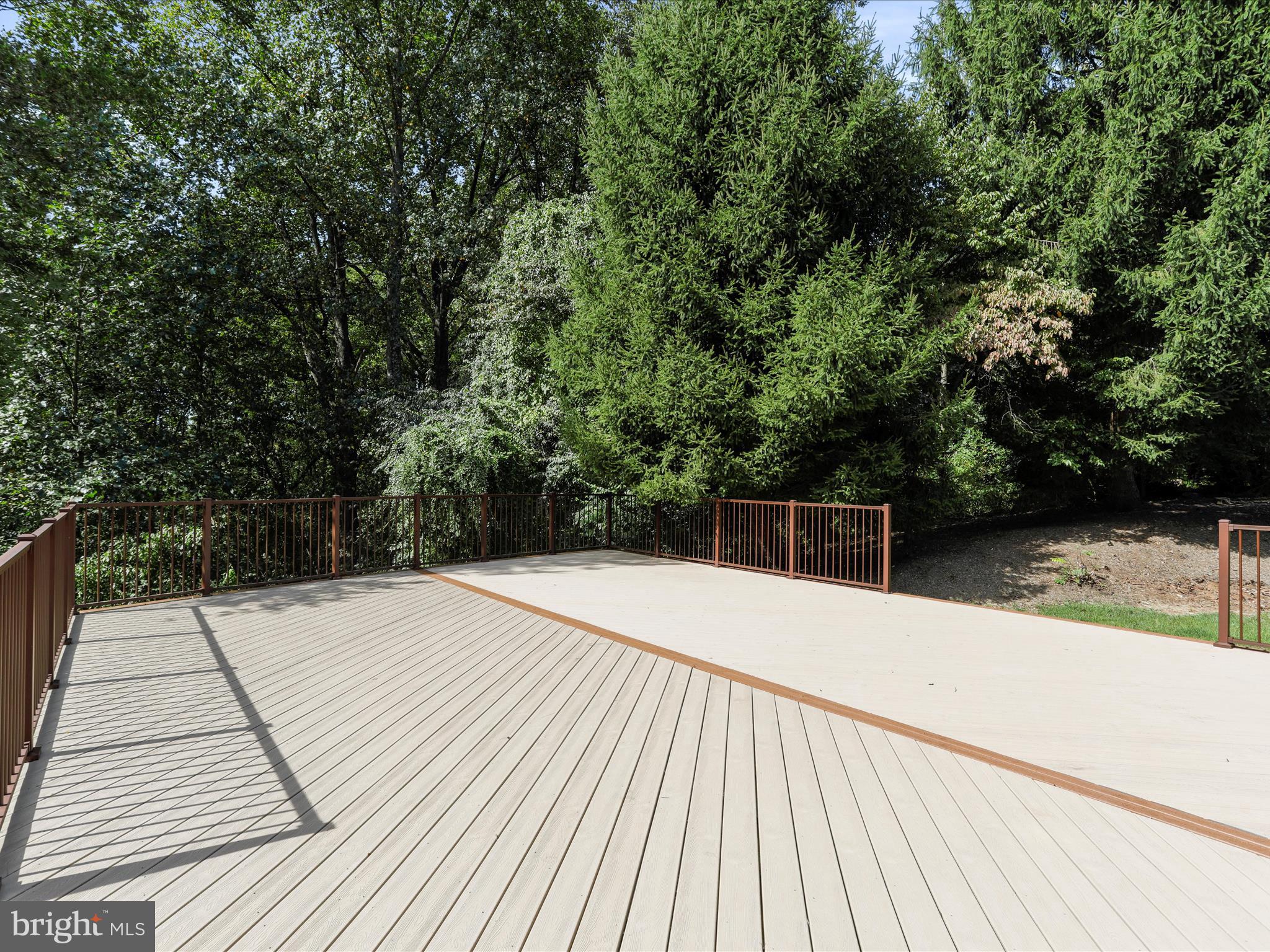 DOUGLAS WOODS - Residential