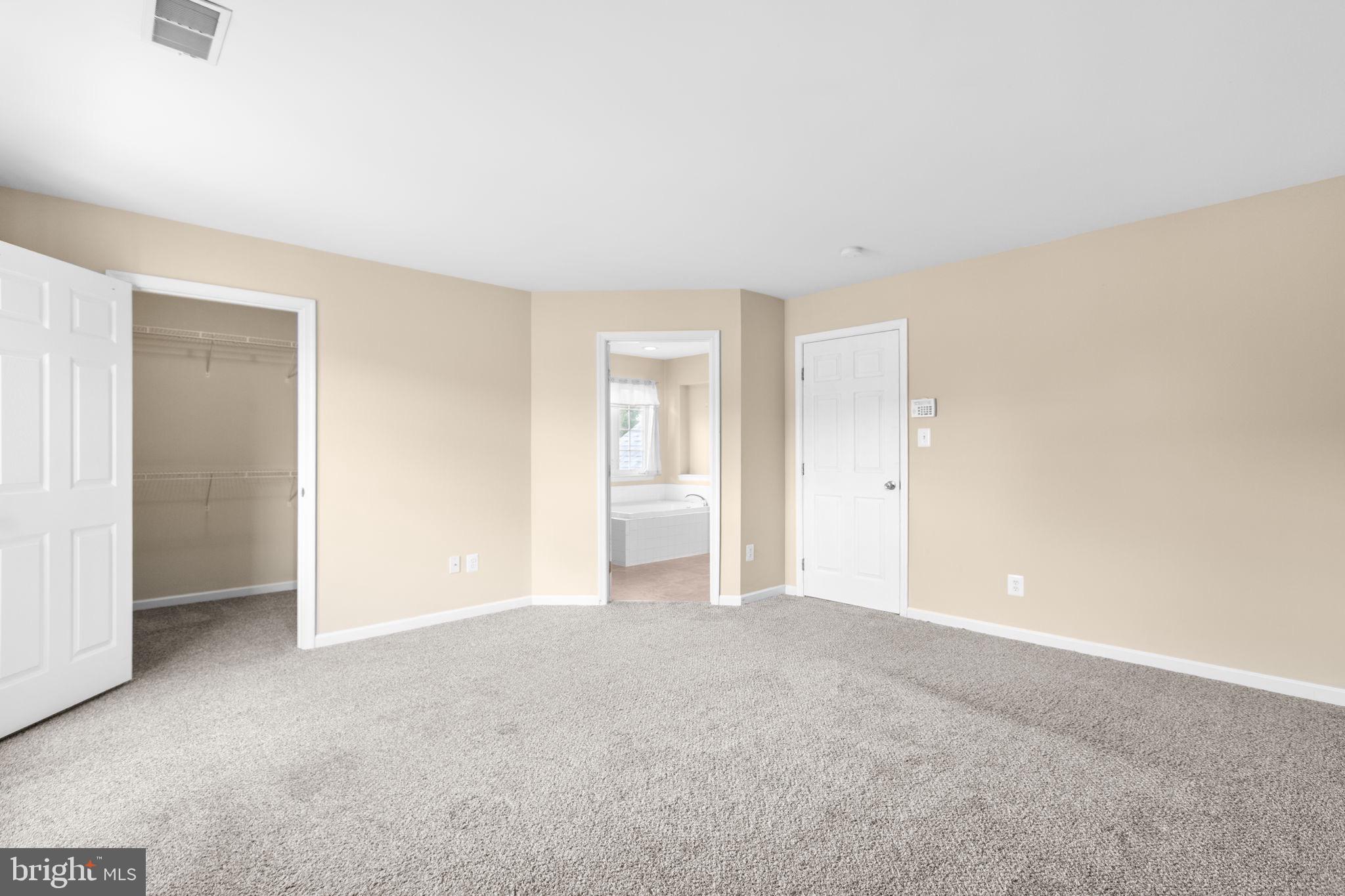 LEES PARKE - Residential