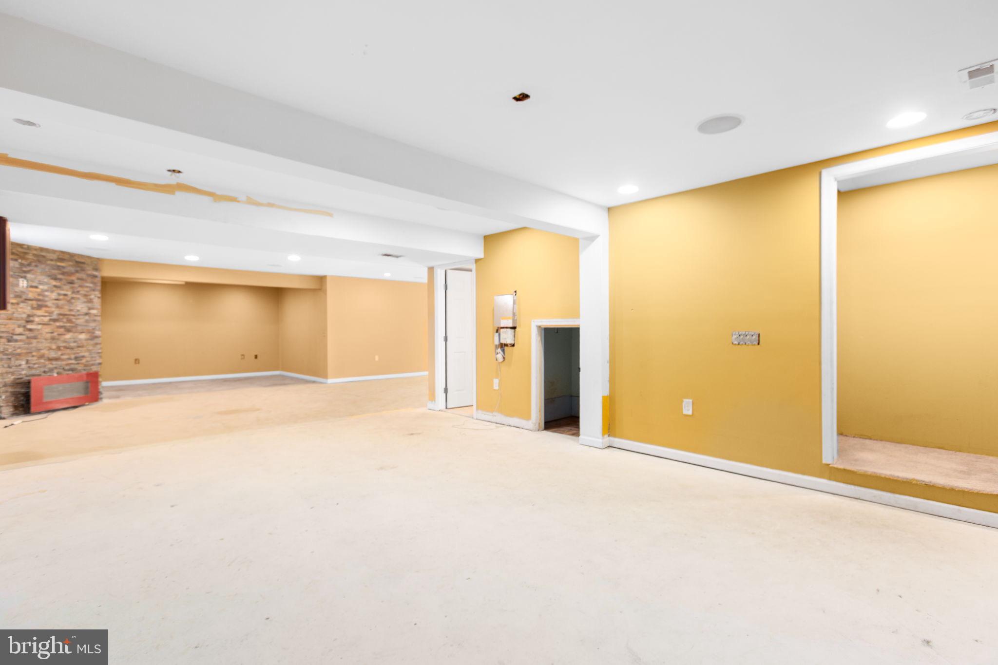 LEES PARKE - Residential