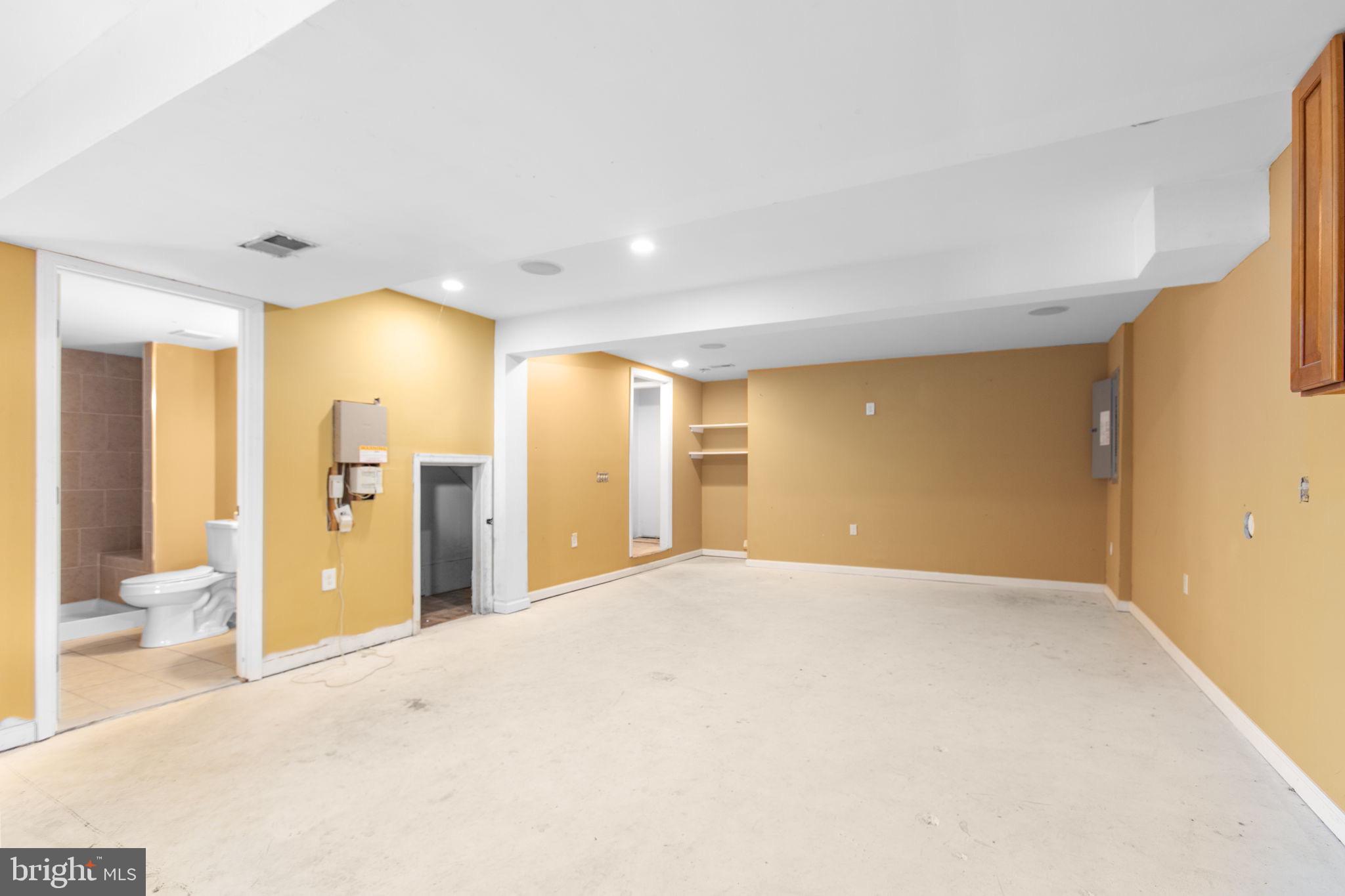 LEES PARKE - Residential