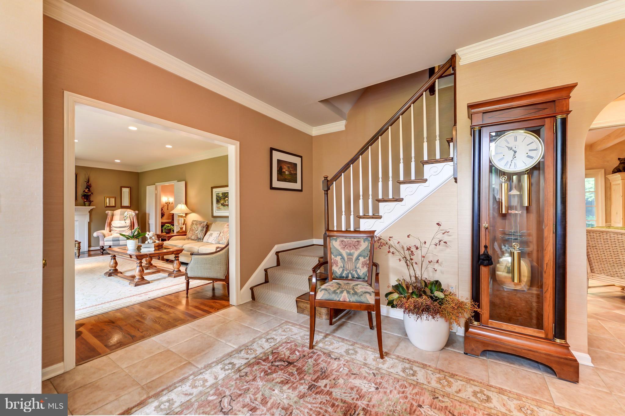 WAYNEWOOD - Residential