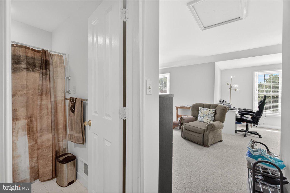 WORMANS MILL - Residential