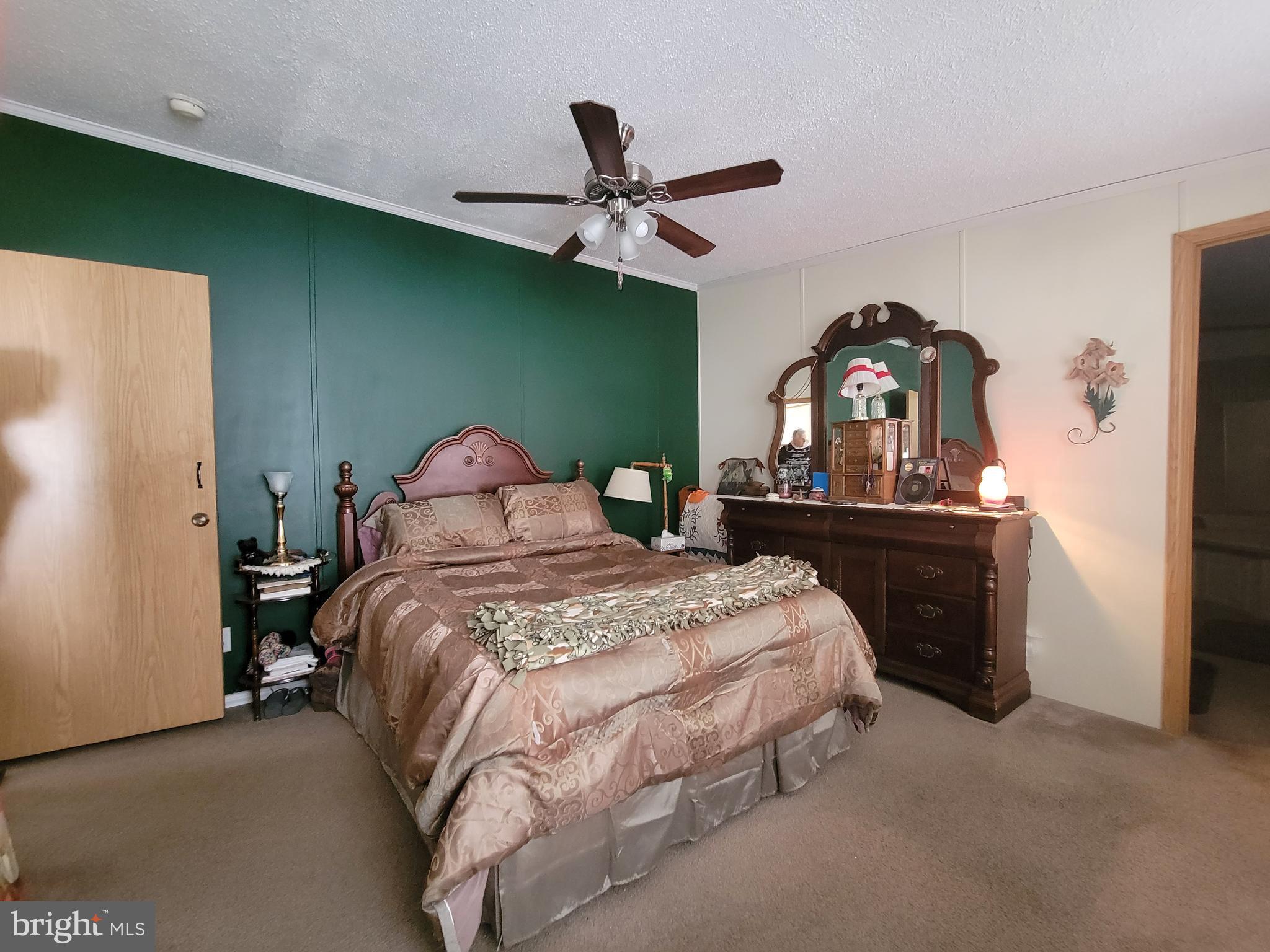 SHERWOOD FOREST - Residential