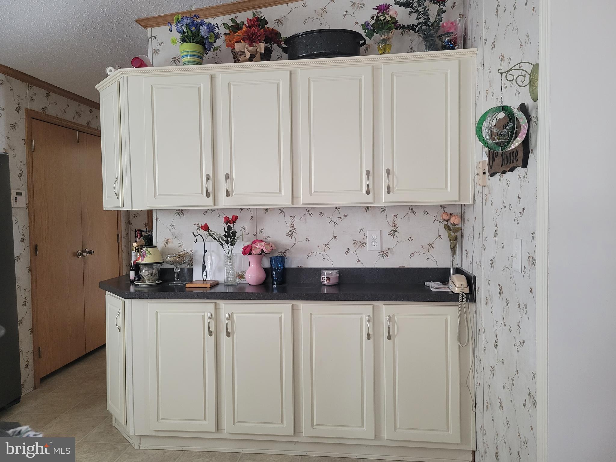 SHERWOOD FOREST - Residential