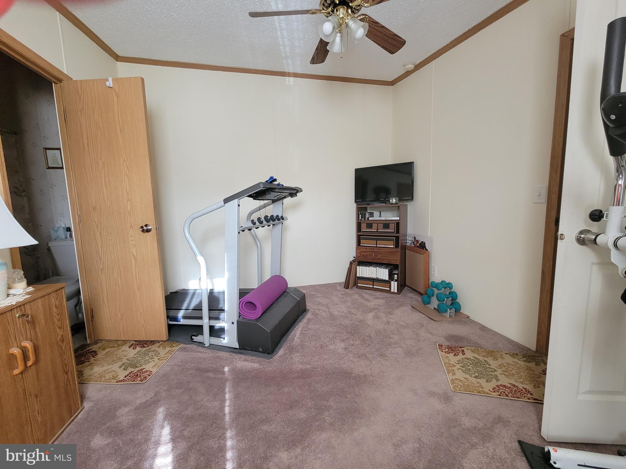 SHERWOOD FOREST - Residential