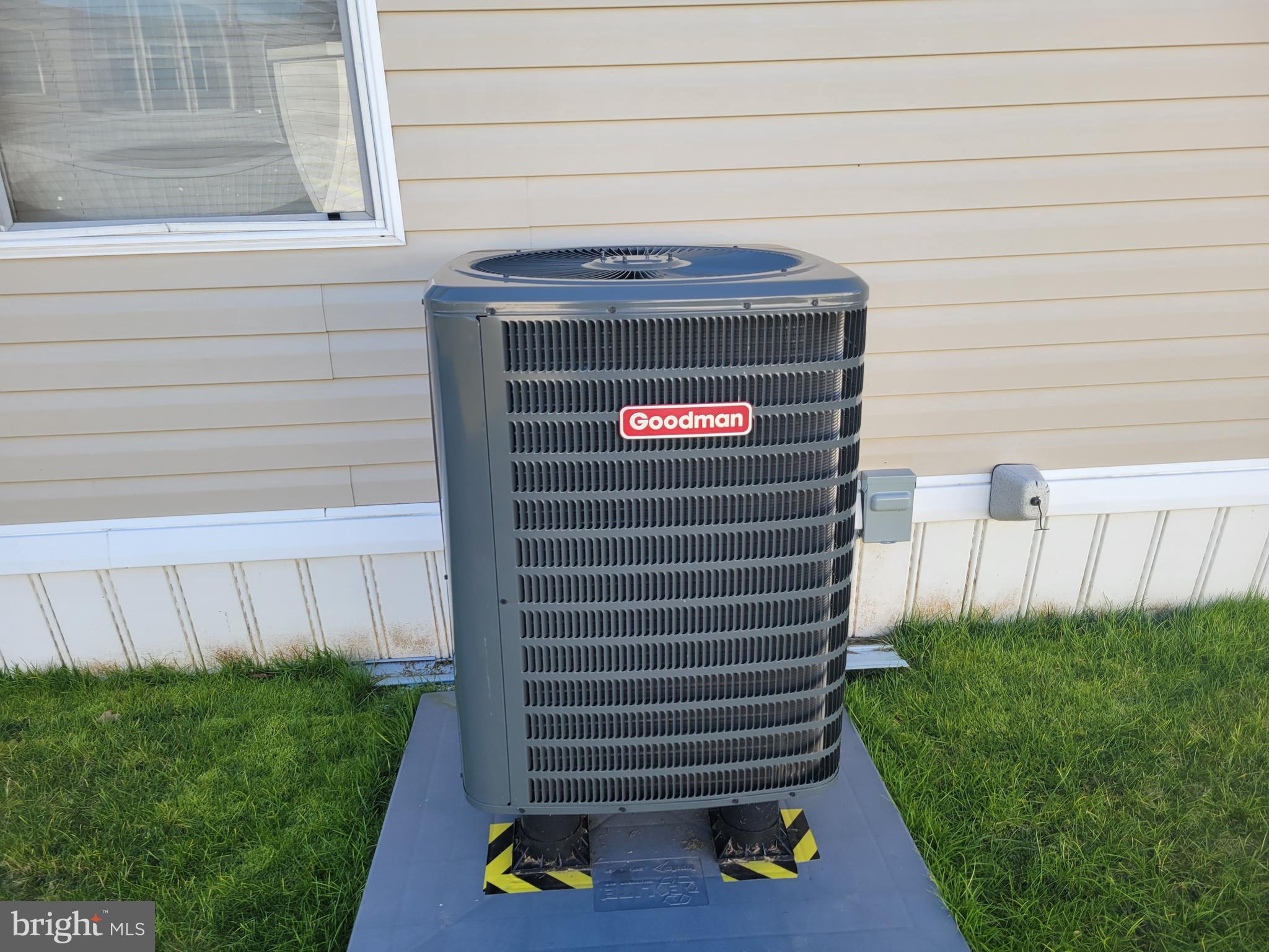 SHERWOOD FOREST - Residential