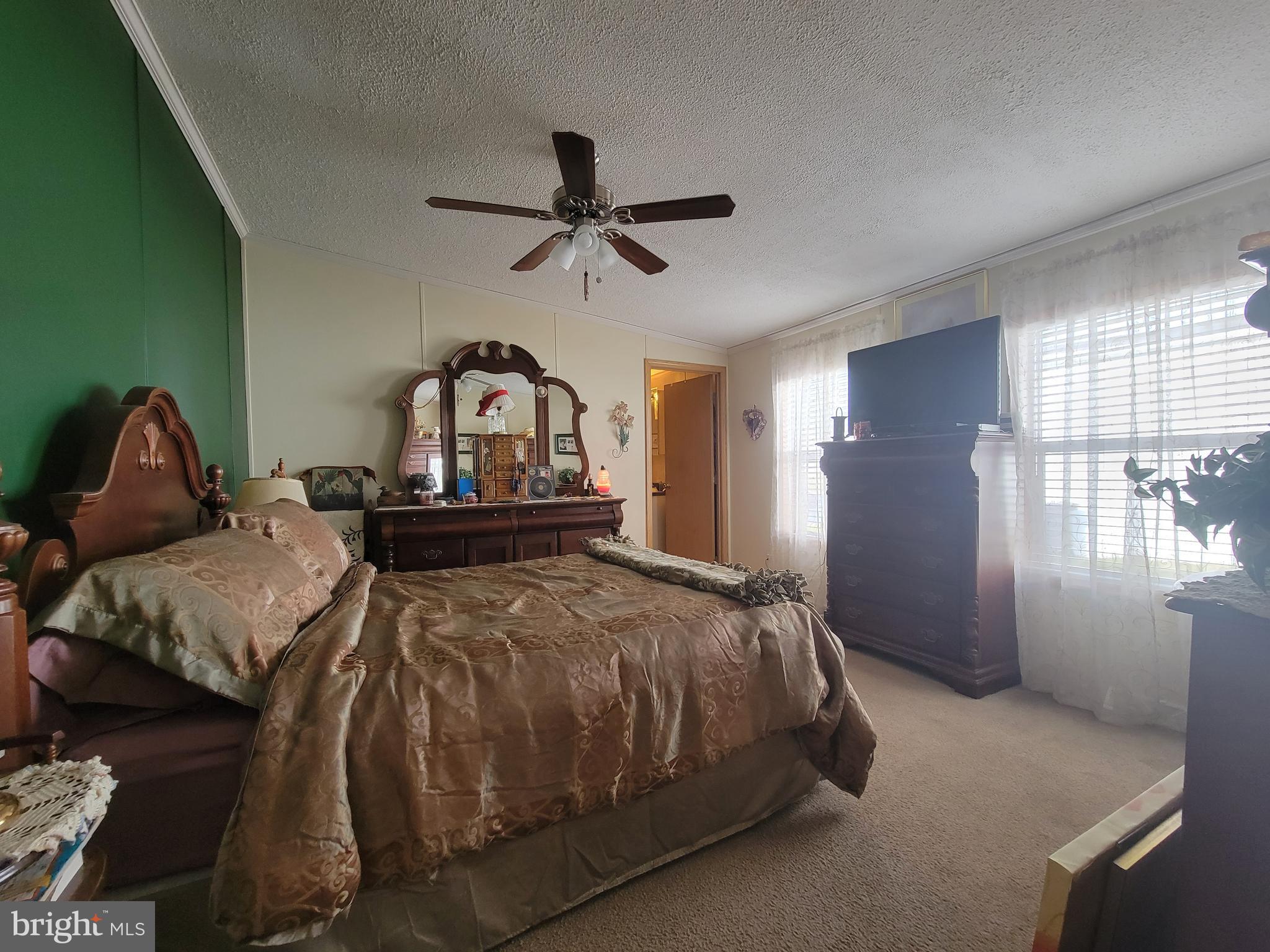 SHERWOOD FOREST - Residential