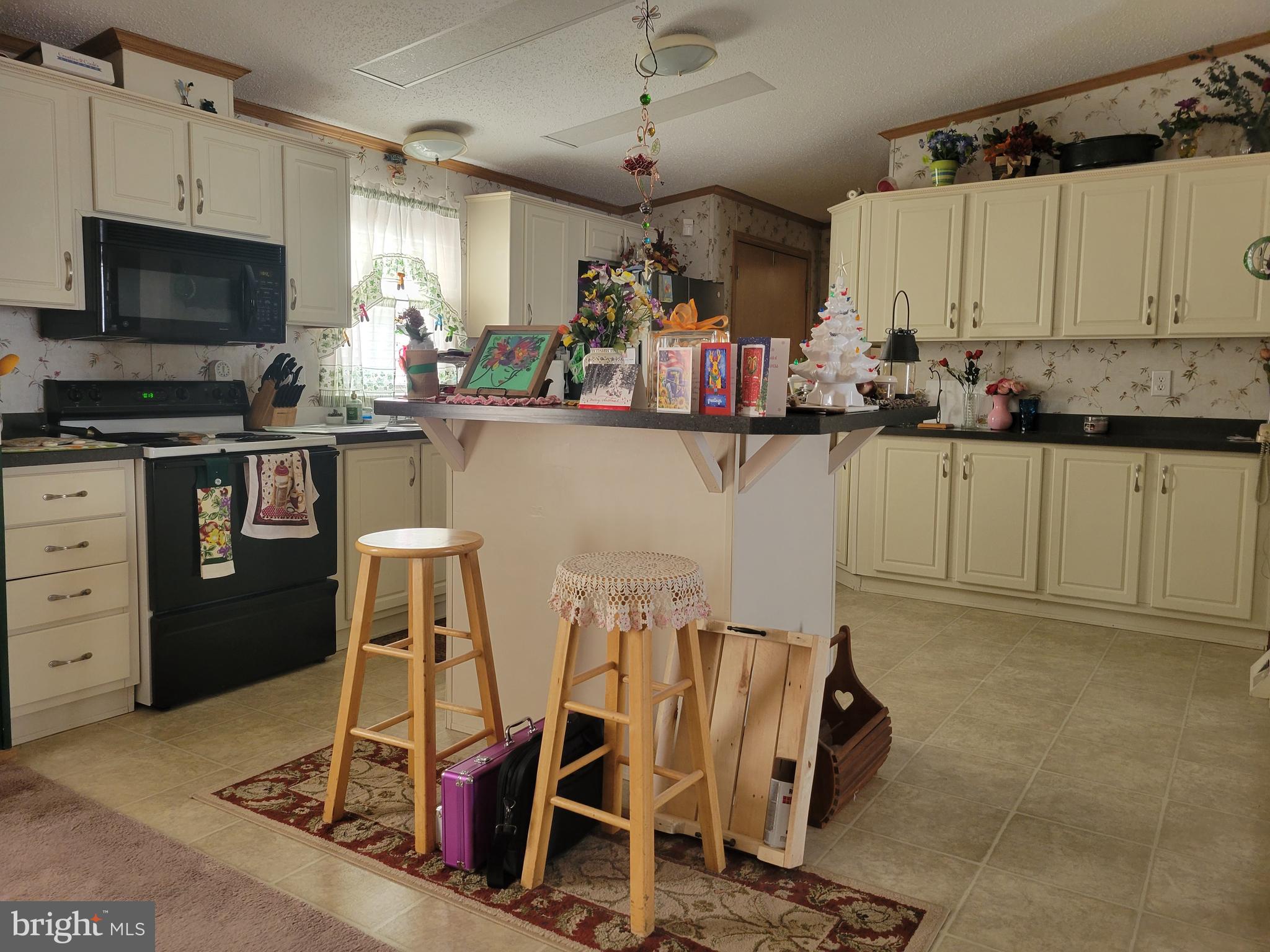 SHERWOOD FOREST - Residential