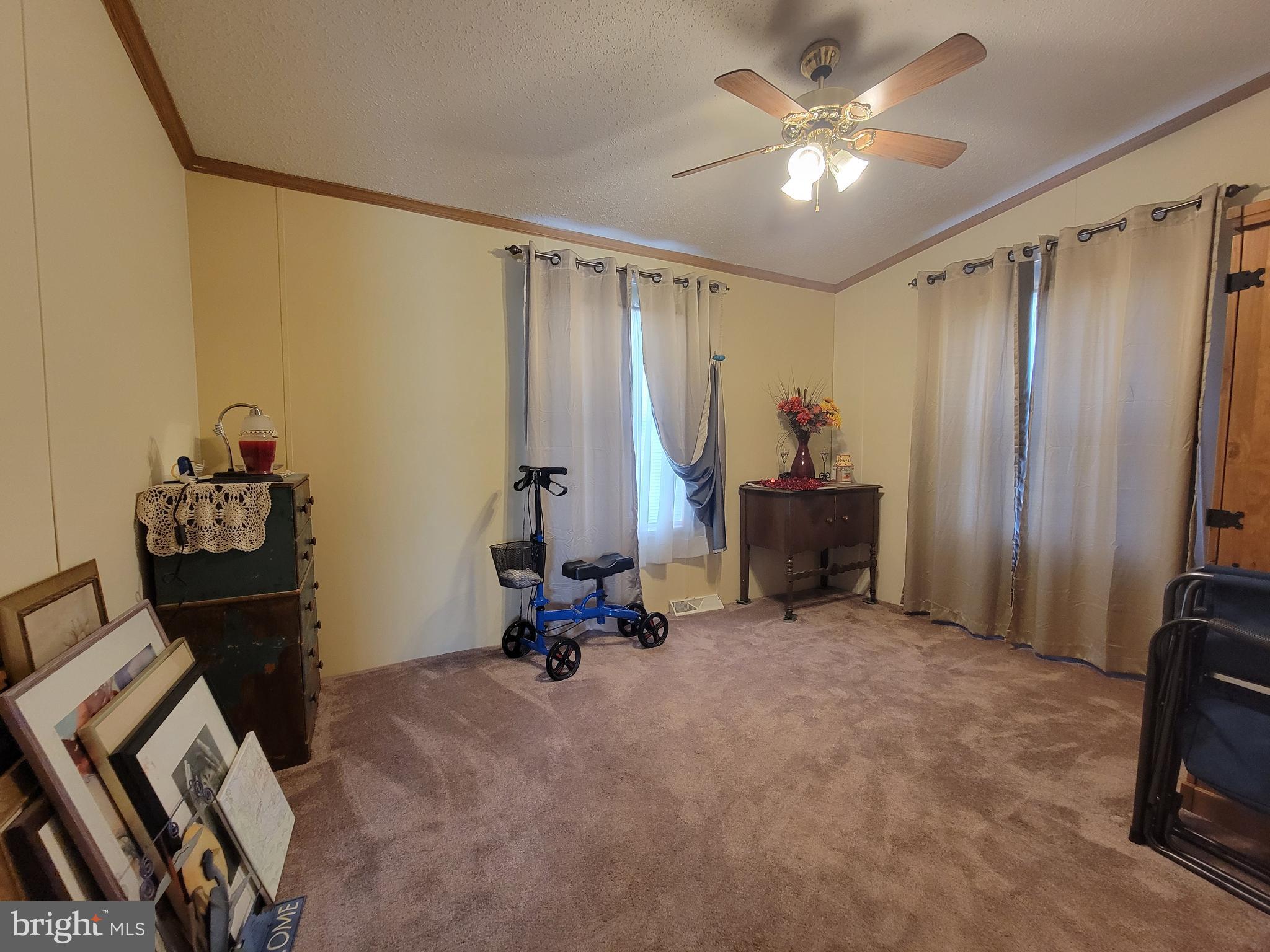 SHERWOOD FOREST - Residential