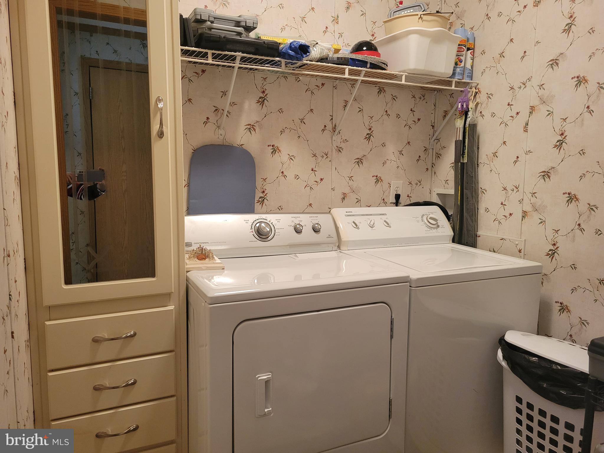 SHERWOOD FOREST - Residential