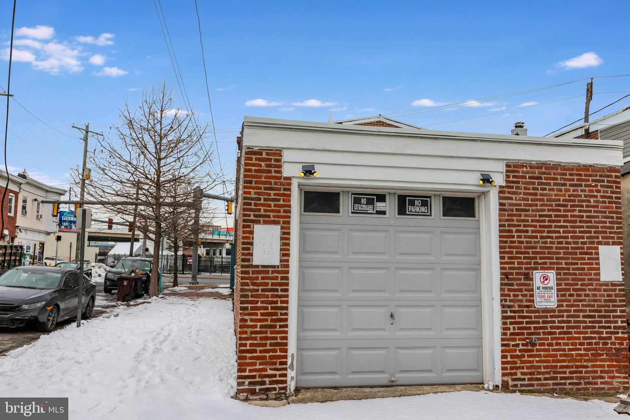 HEDGEVILLE - Commercial Sale