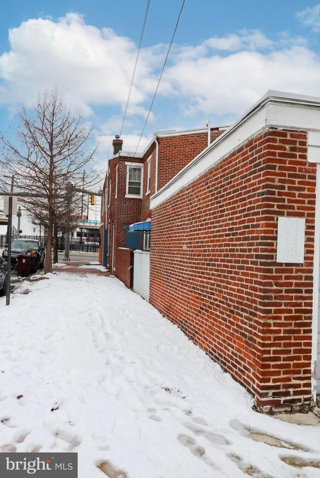 HEDGEVILLE - Commercial Sale