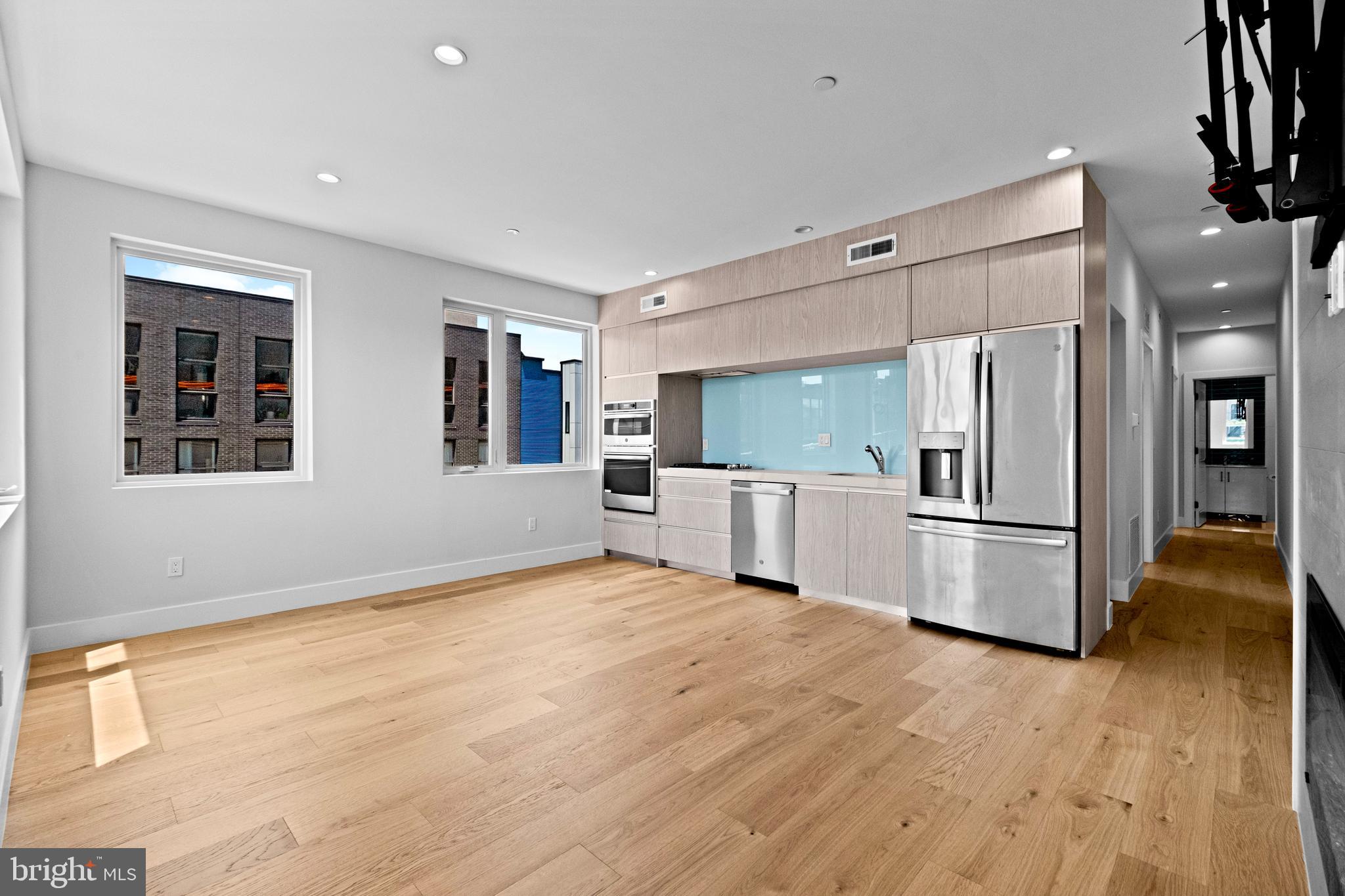 1405 FRANKFORD AVENUE 21 311