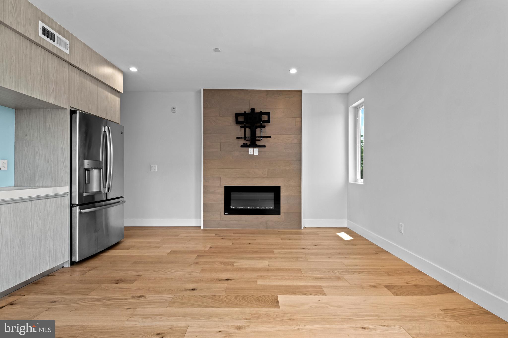 1405 FRANKFORD AVENUE 21 311