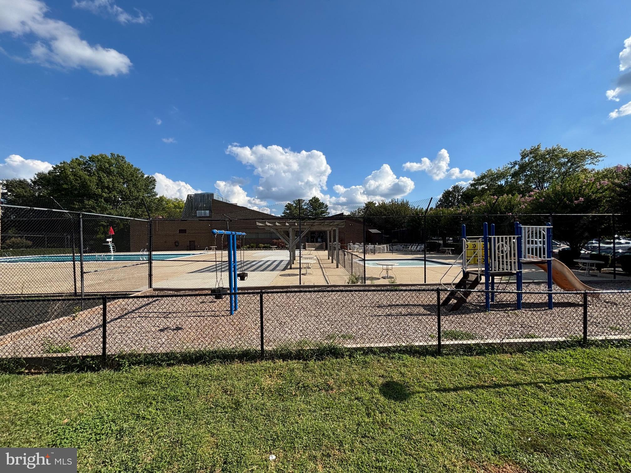 VILLA RIDGE SEC 2 CODM - Residential