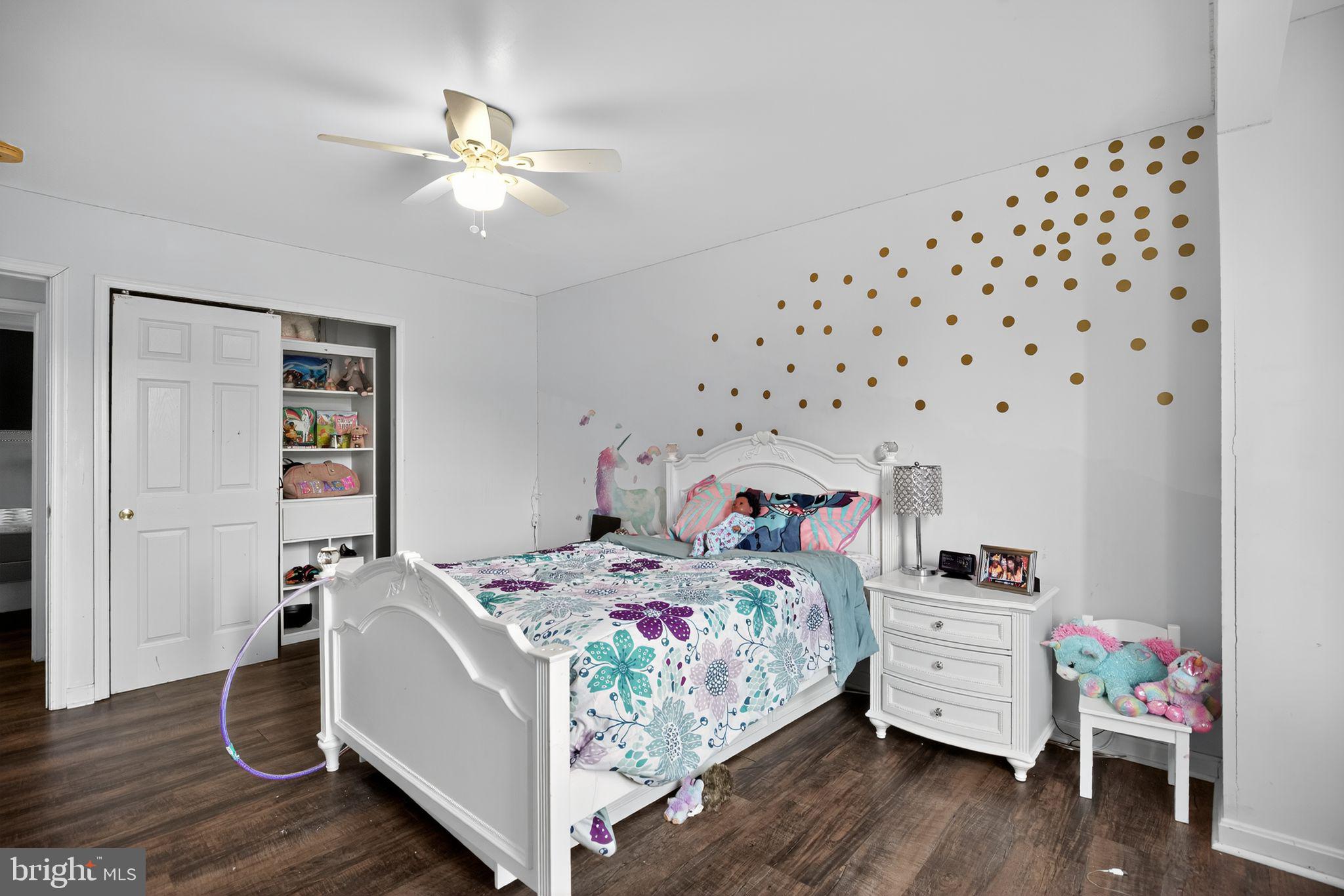 SOUTH HAMPTON SUB - Residential Lease