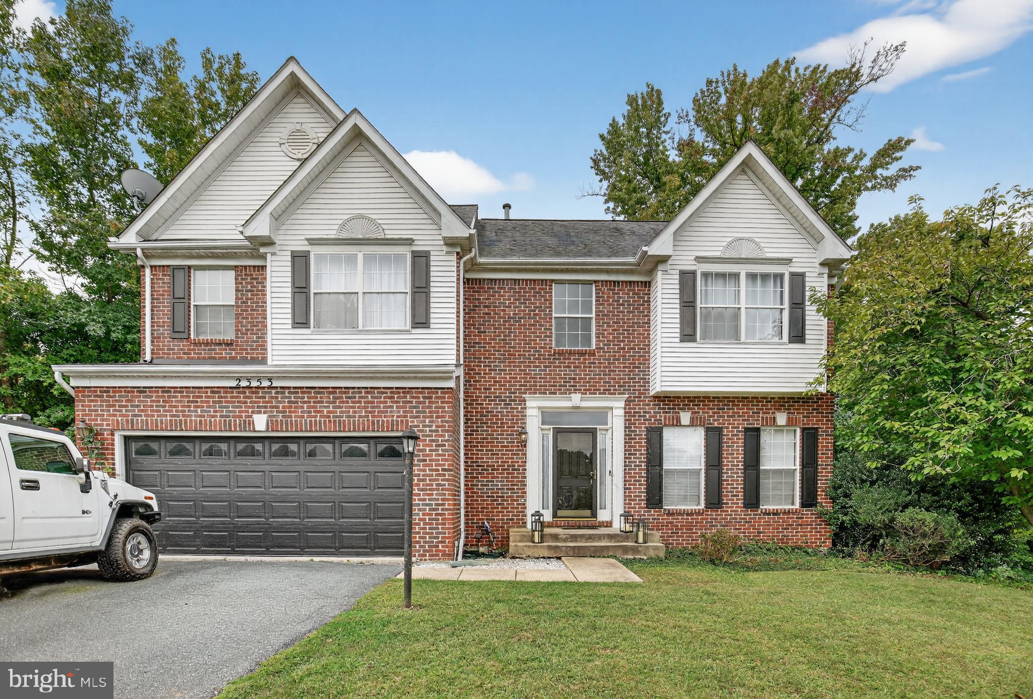 SOUTH HAMPTON SUB - Residential Lease