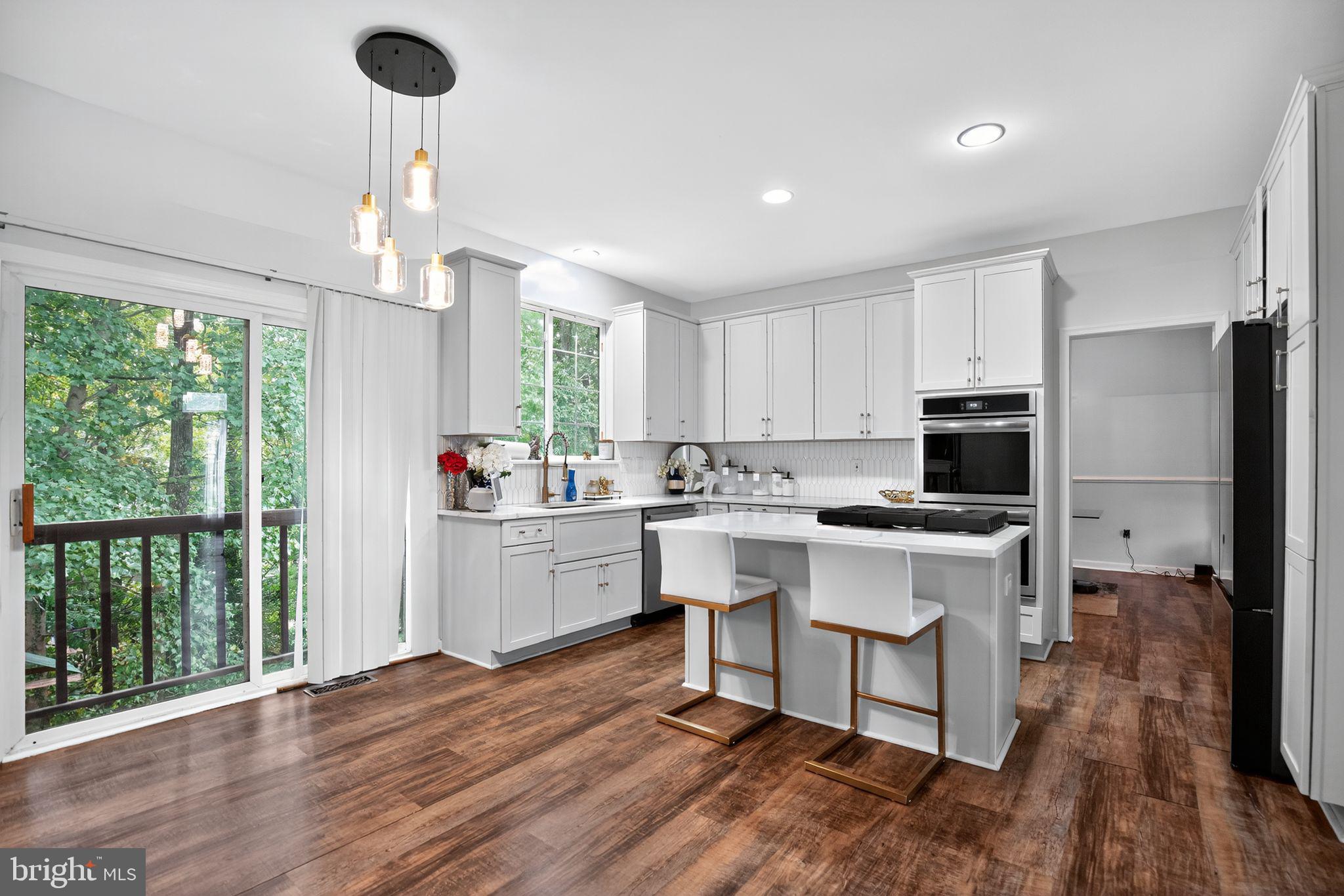 SOUTH HAMPTON SUB - Residential Lease