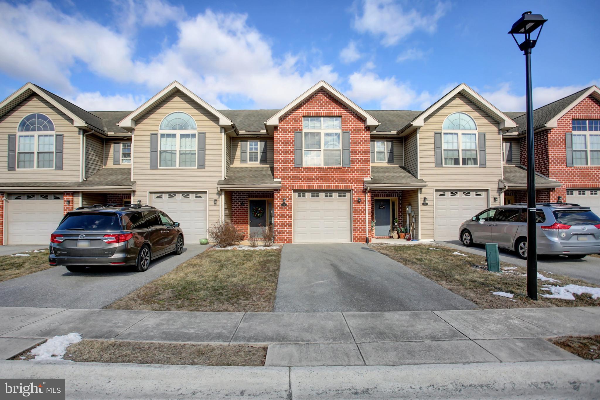 *BACK ON THE MARKET* This well-designed home offers approximately 1,764 square feet of living space with three bedrooms and three bathrooms. The large playground behind property provides ample space for outdoor recreation and fun. The basketball court is perfect for those who enjoy sports and physical activity. A trail offers a serene and peaceful setting for leisurely strolls or jogs. Abundant natural light fills the home through the skylight, creating a bright and airy atmosphere. The primary bedroom features a spacious walk-in closet, providing ample storage and organization options.