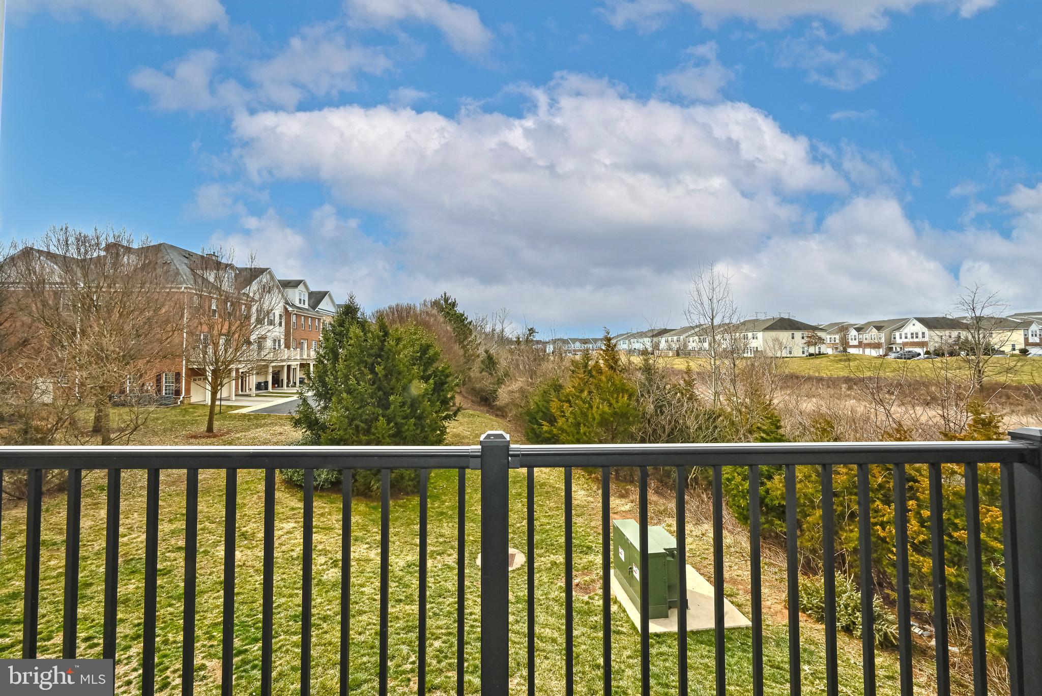 STONE MILL - Residential Lease