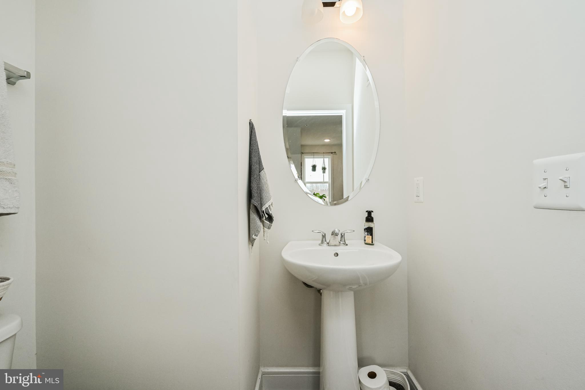 STONE MILL - Residential Lease