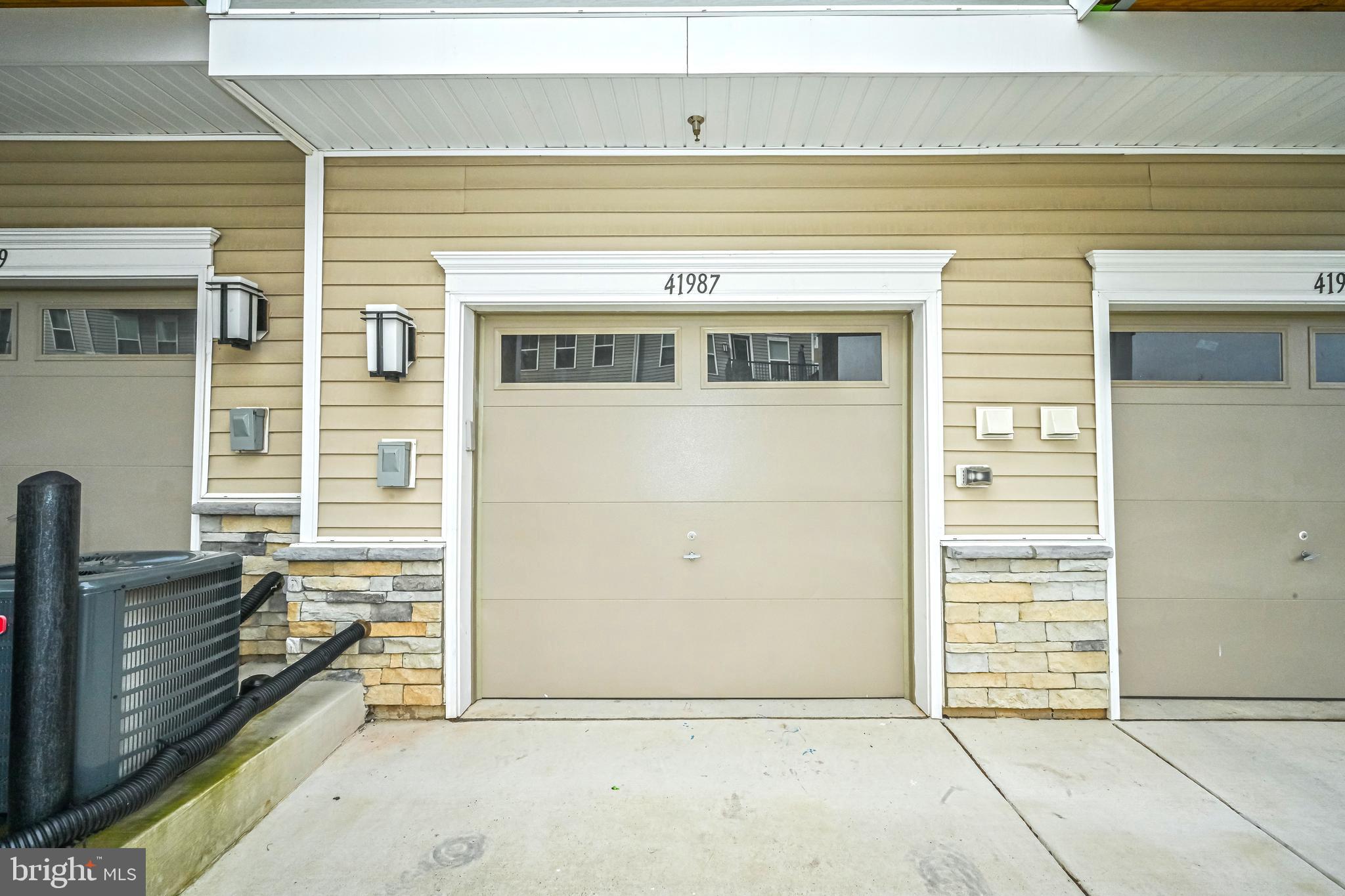 STONE MILL - Residential Lease