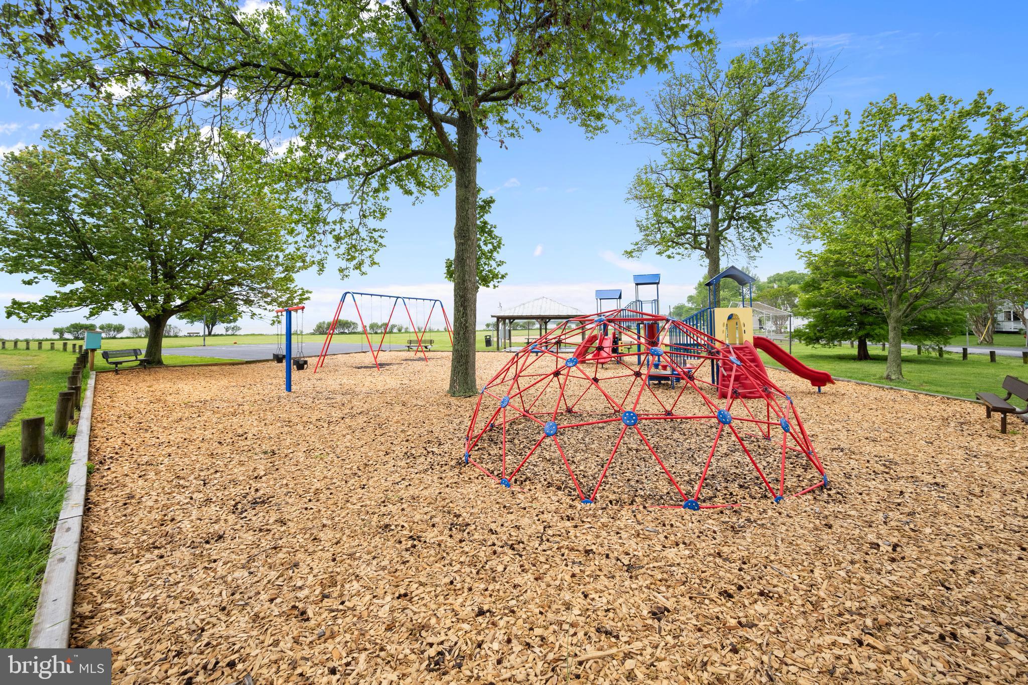 FRANKLIN MANOR - Residential