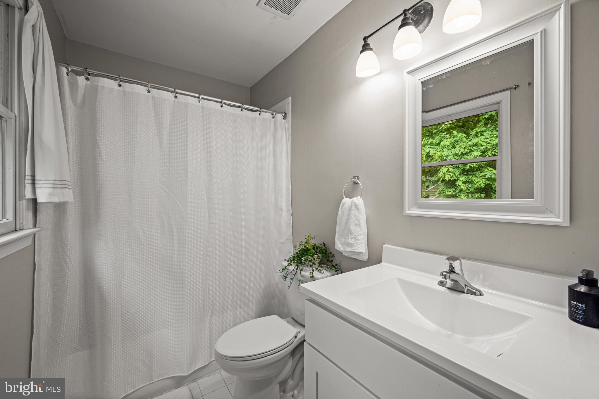 FRANKLIN MANOR - Residential