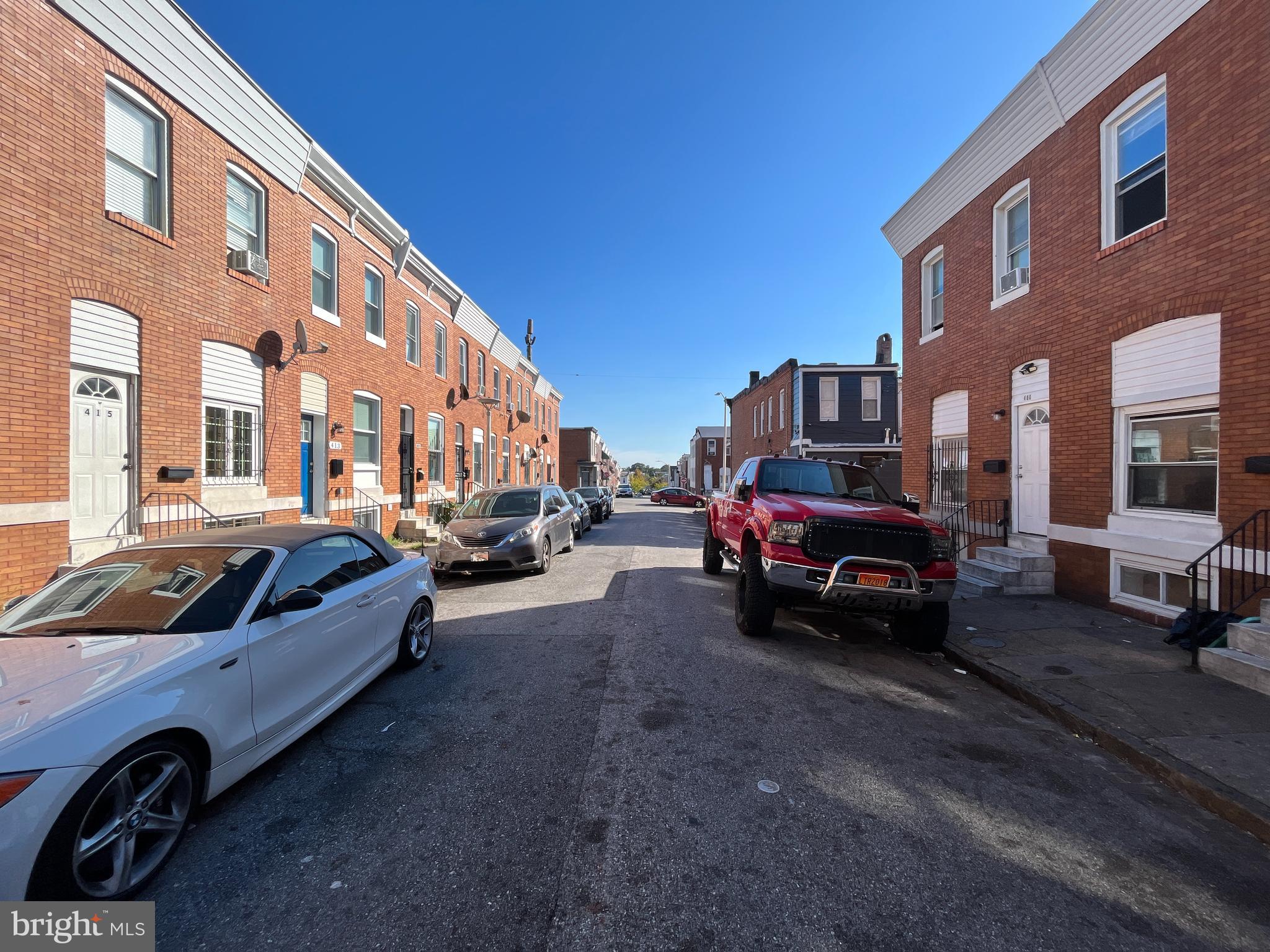 ELLWOOD PARK - Residential