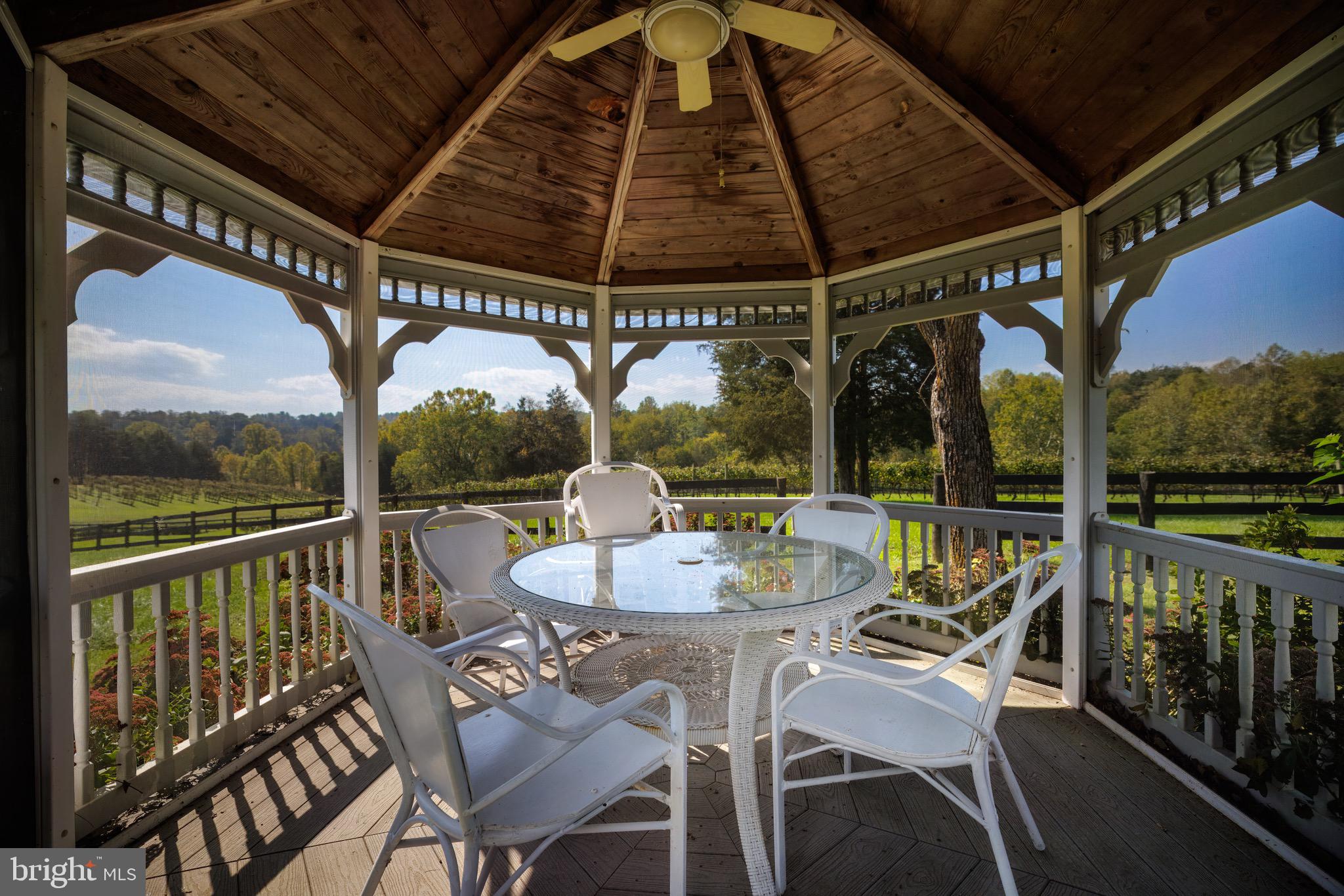 CARTER'S RUN EST - Residential