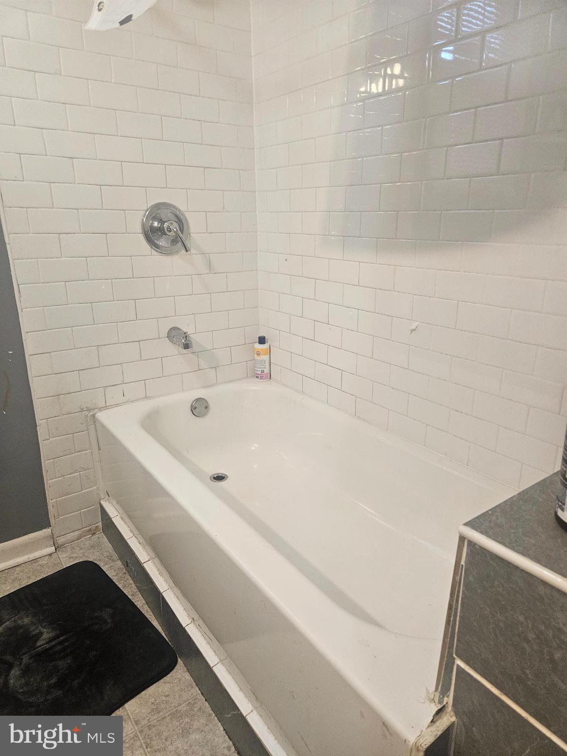 ROGERS HEIGHTS - Residential