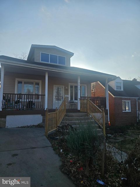 Homes For Sale - 5413 Gallatin Street<br/> HYATTSVILLE, MD 20781