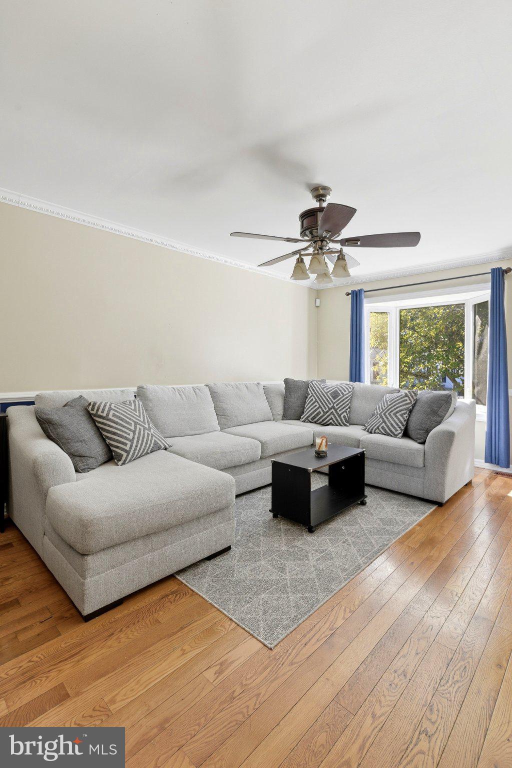 543 BRIGHTON PLACE