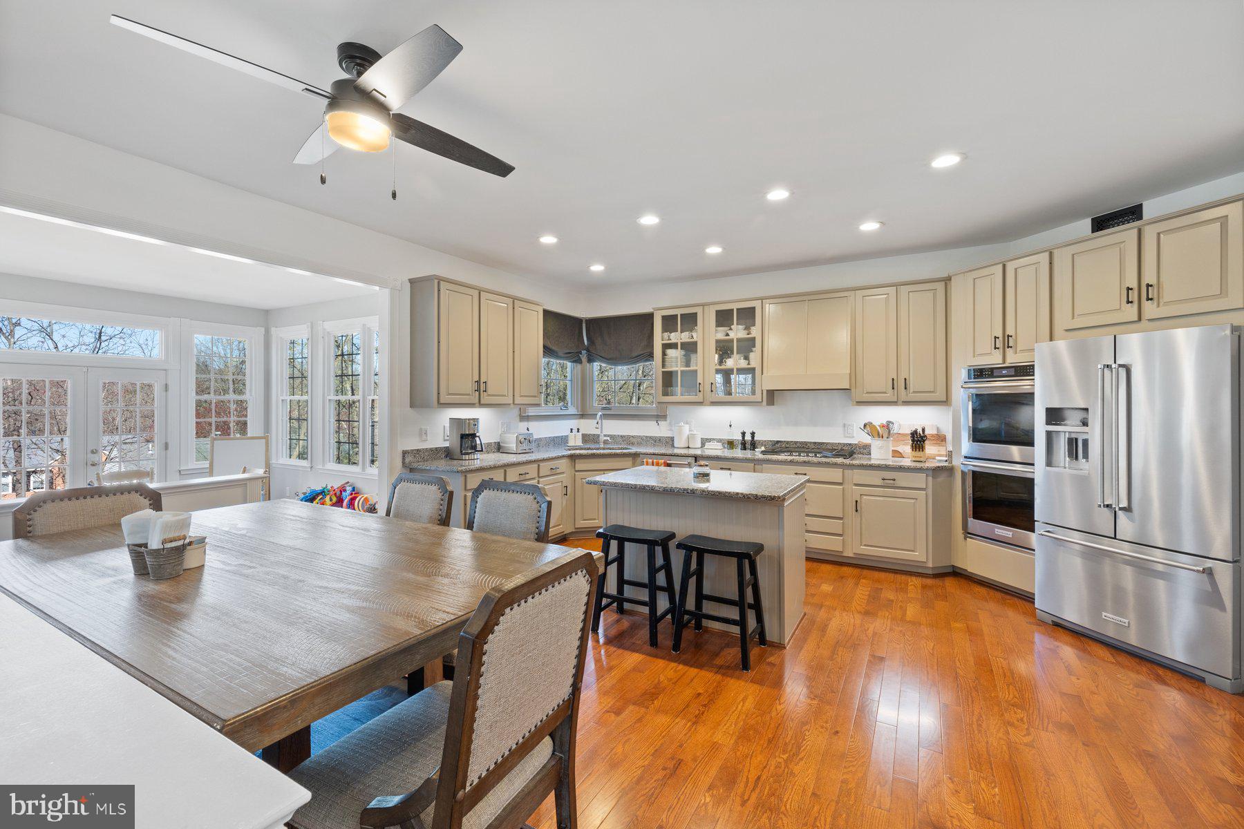 POTOMAC LAKES - Residential