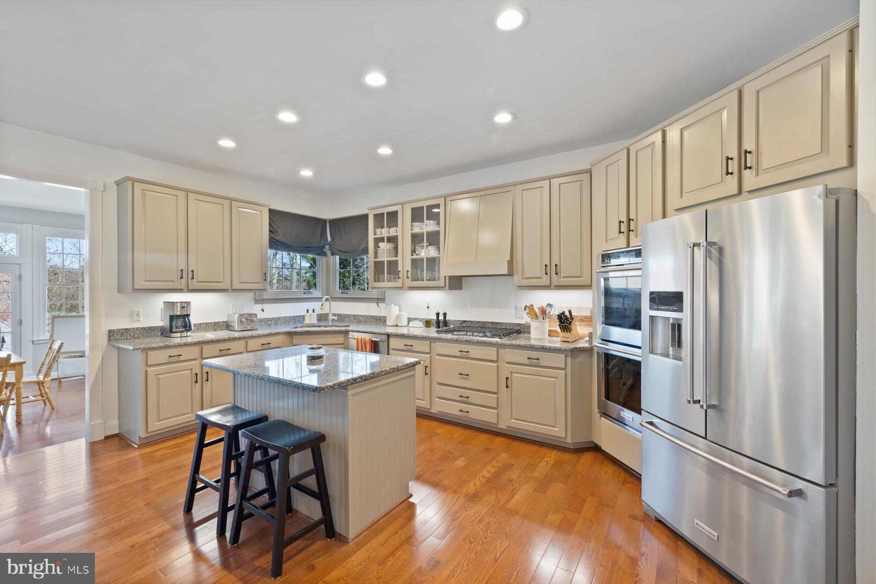 POTOMAC LAKES - Residential