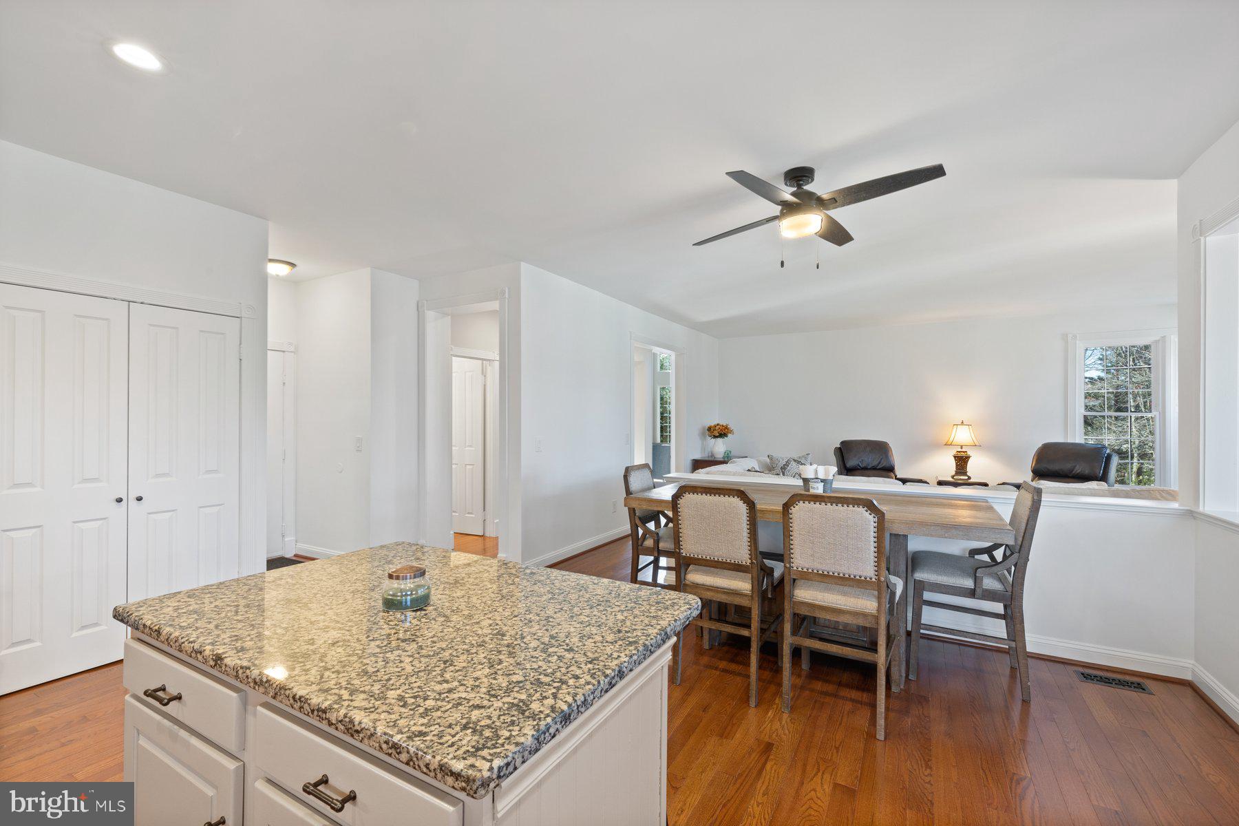 POTOMAC LAKES - Residential