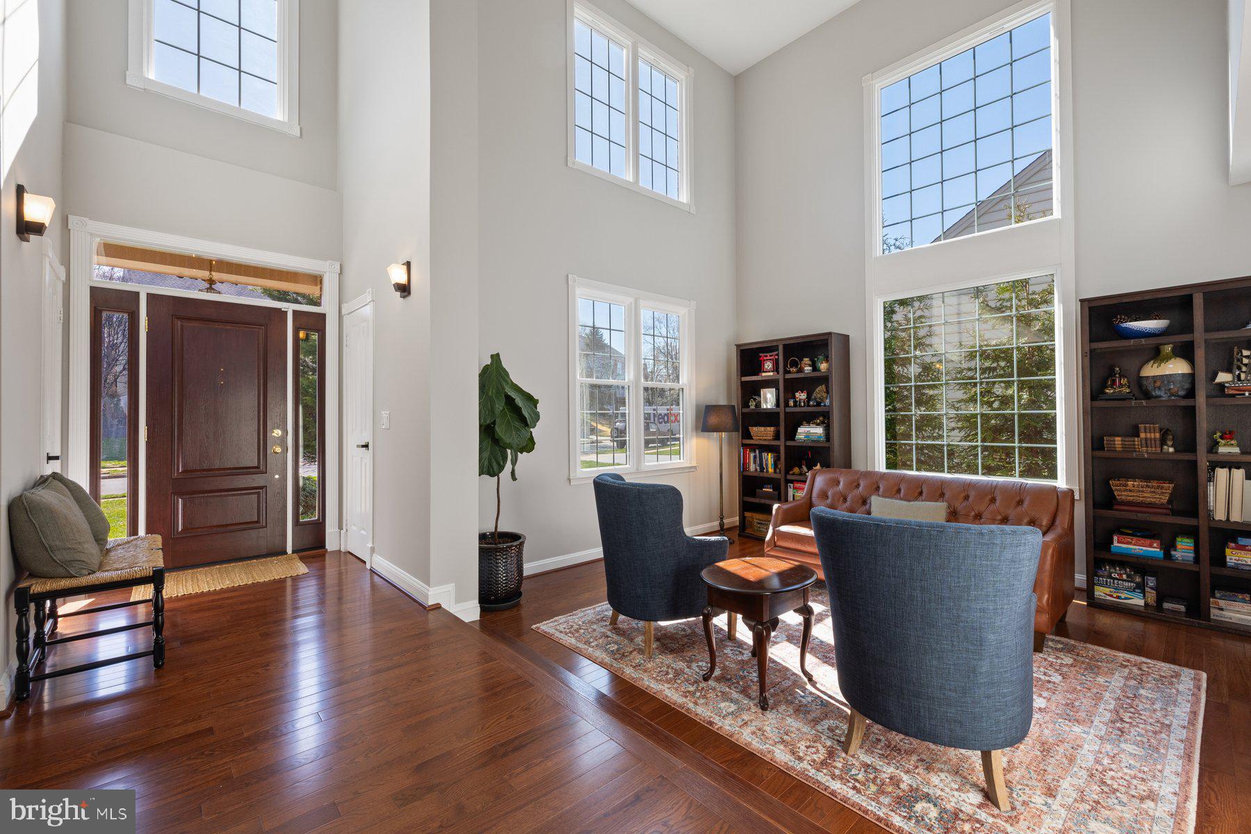 POTOMAC LAKES - Residential