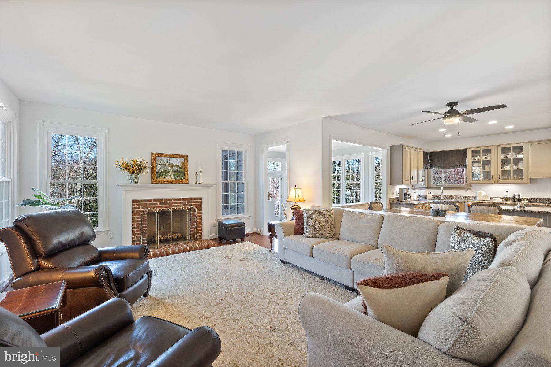 POTOMAC LAKES - Residential