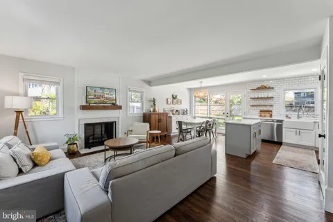 7919 Roswell Drive, Falls Church, VA 22043 - MLS#: VAFX2232006