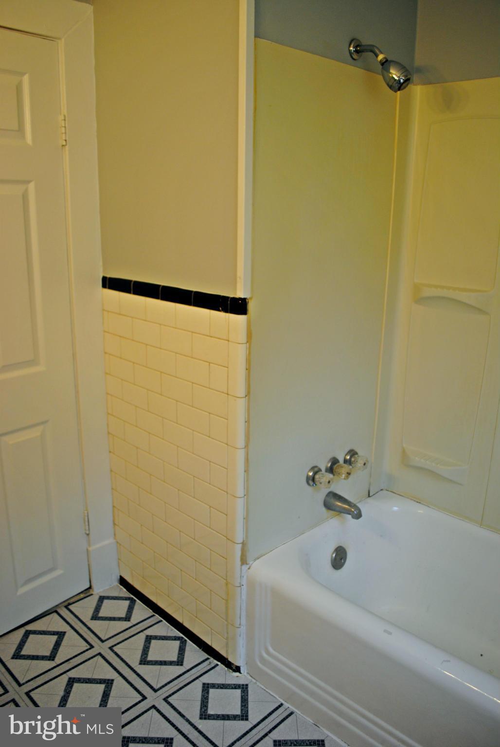 HAMILTON HEIGHTS - Residential Lease