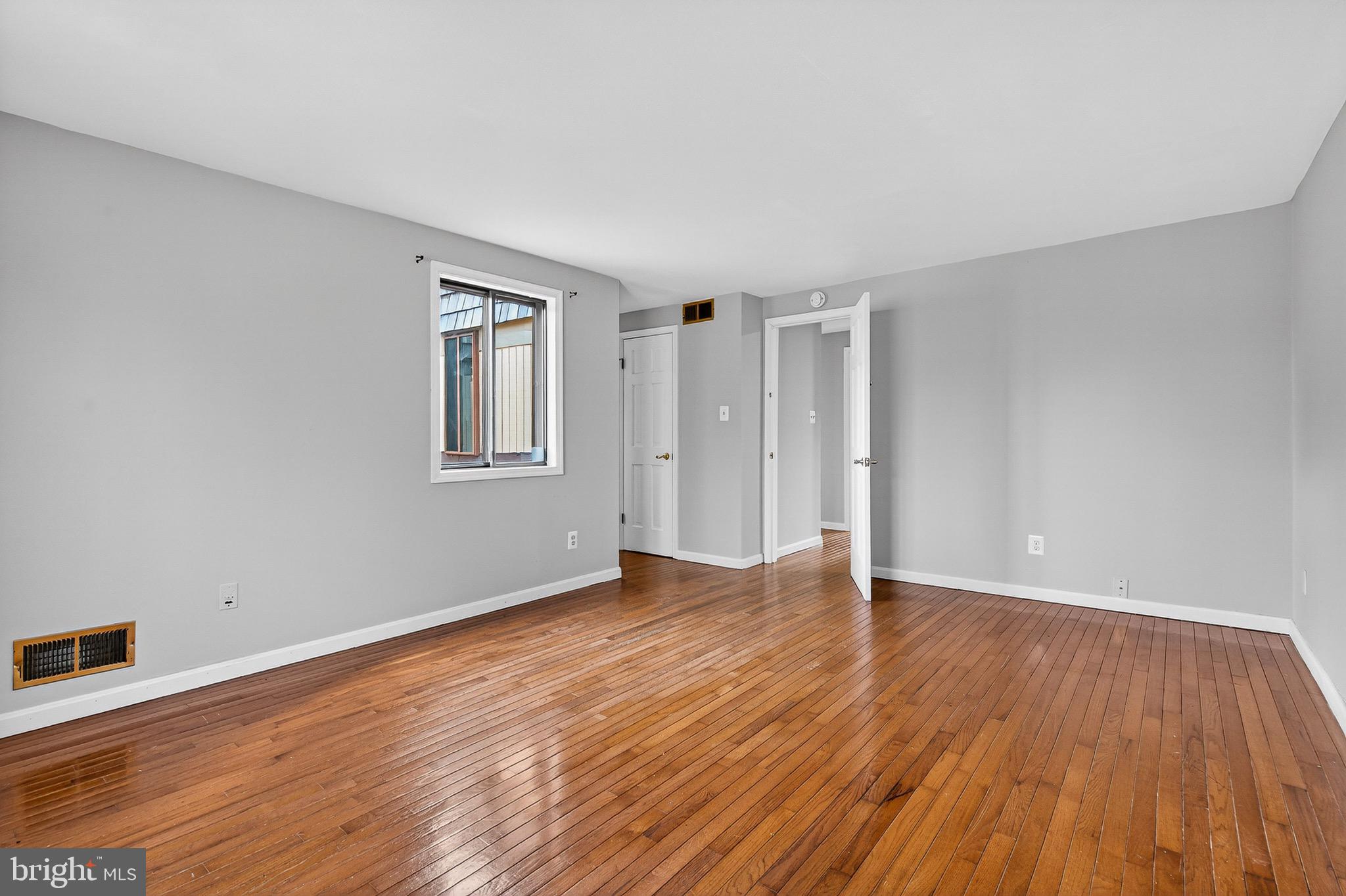 STEDWICK TOWNHOUSES - Residential