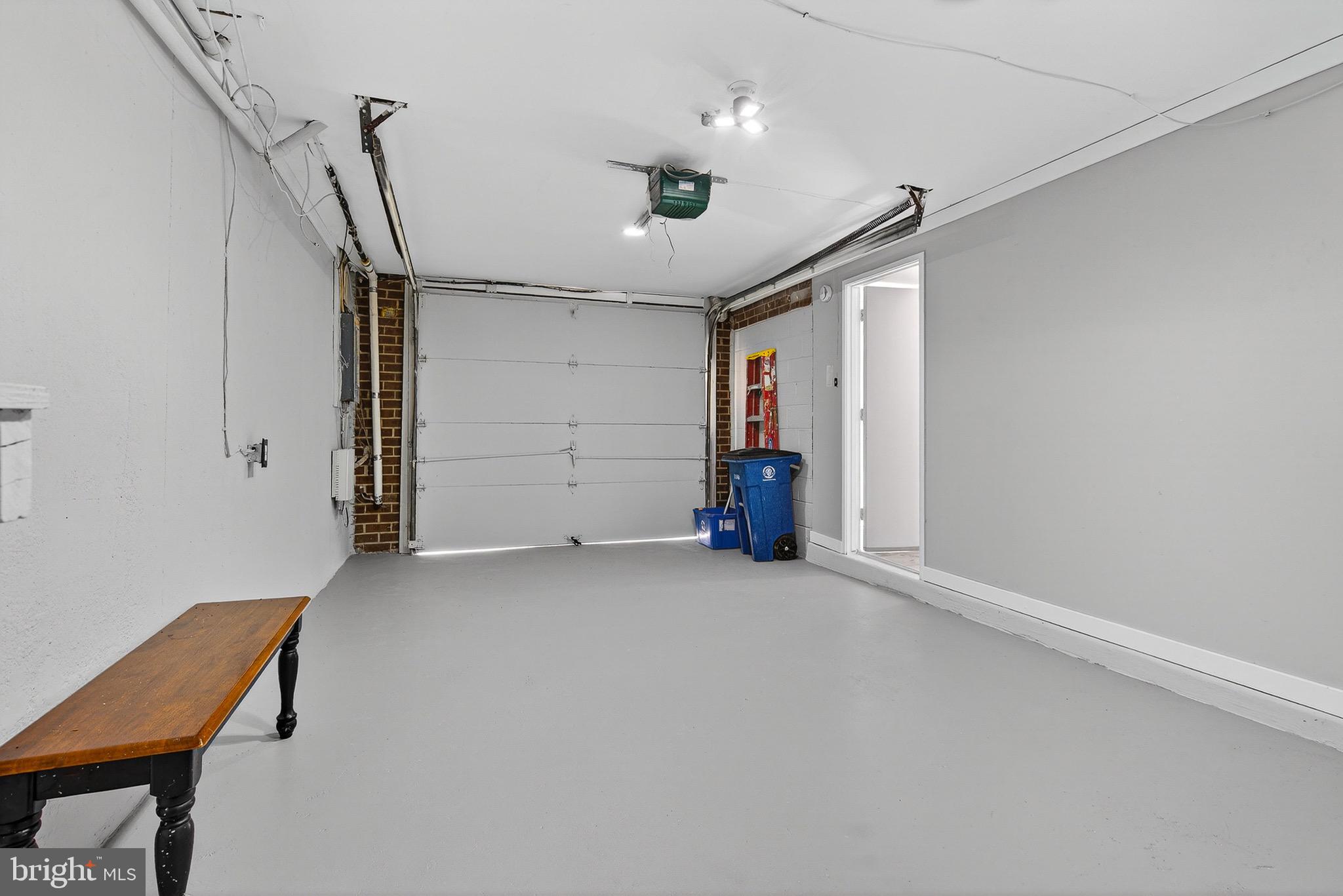 STEDWICK TOWNHOUSES - Residential