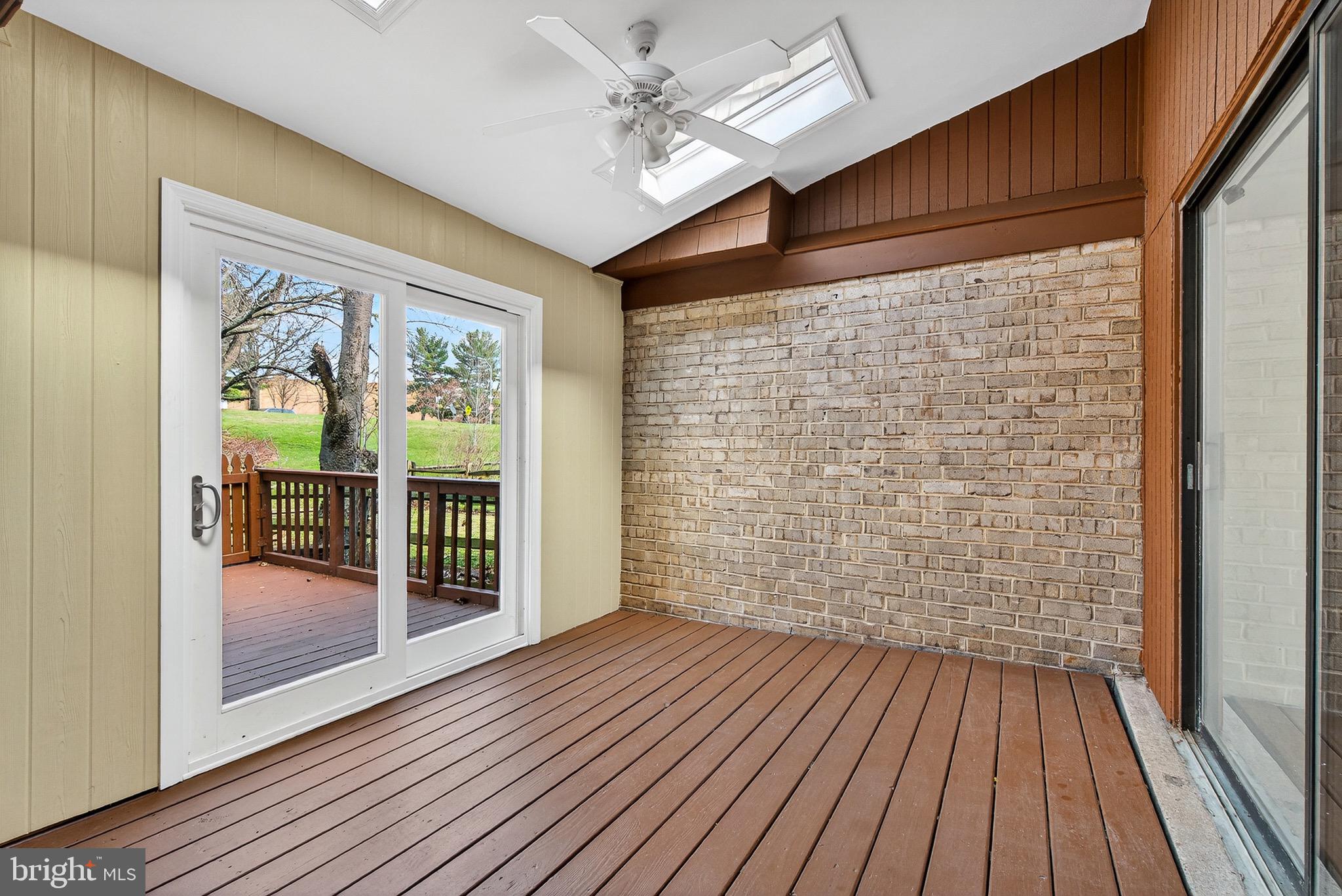 STEDWICK TOWNHOUSES - Residential