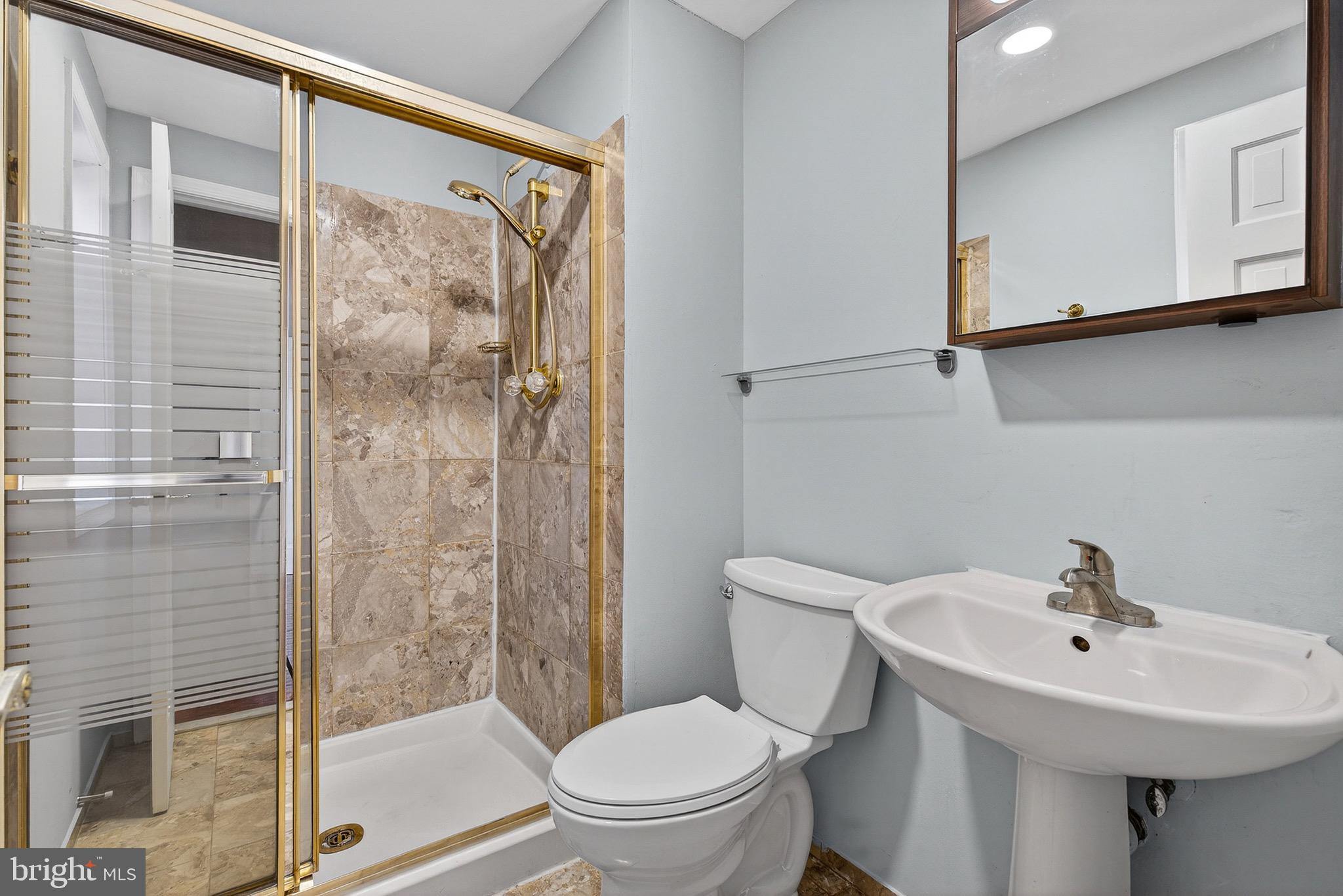 STEDWICK TOWNHOUSES - Residential