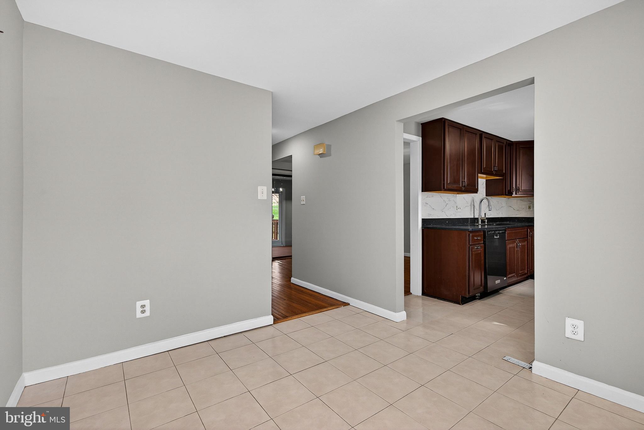 STEDWICK TOWNHOUSES - Residential