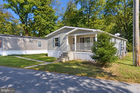 Mobile Home For Sale - 345 Caravan Court<br/> Dauphin County, MIDDLETOWN, PA 17057